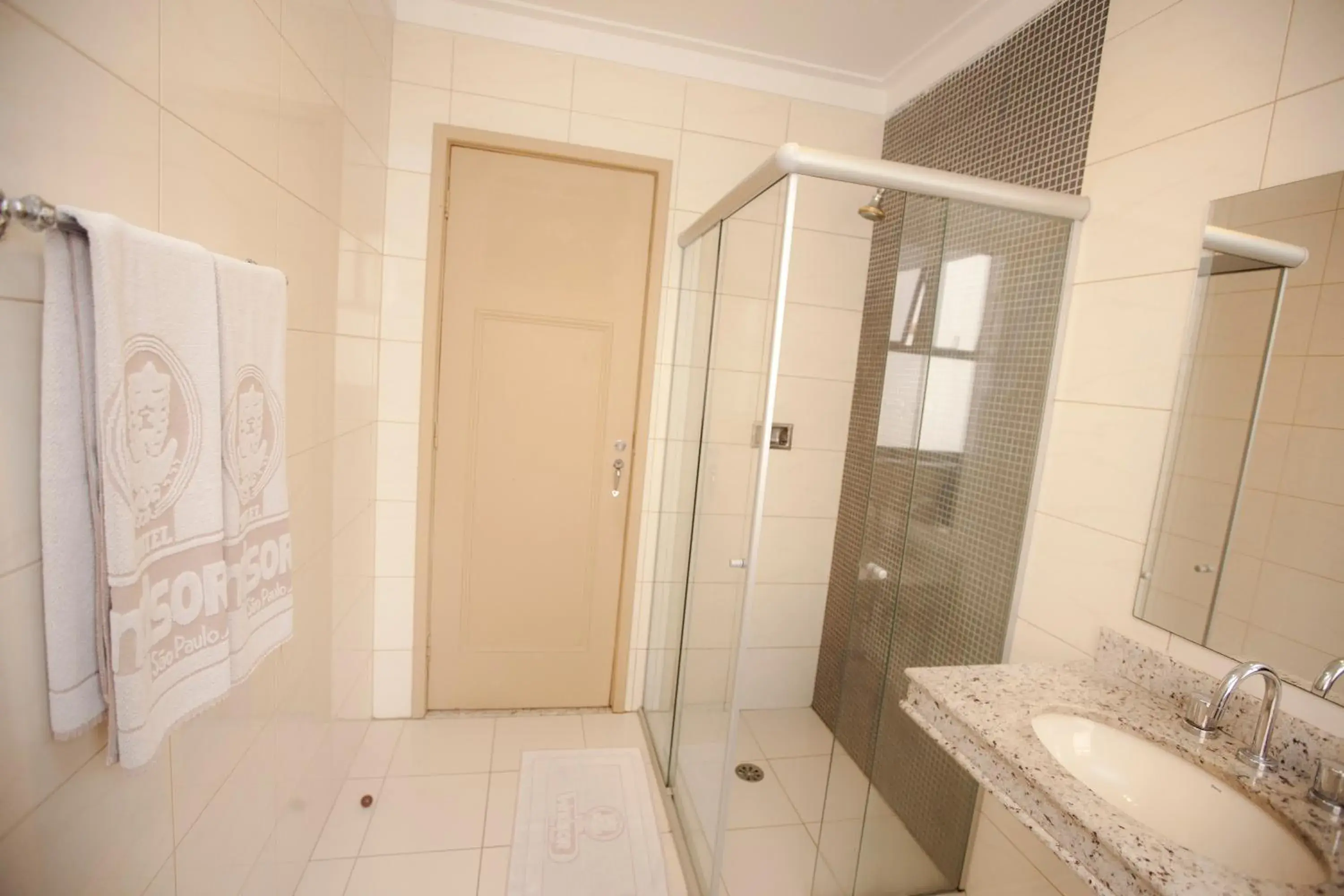 Luxury Double Room in Hotel Windsor Luxury Double Room in Hotel Windsor