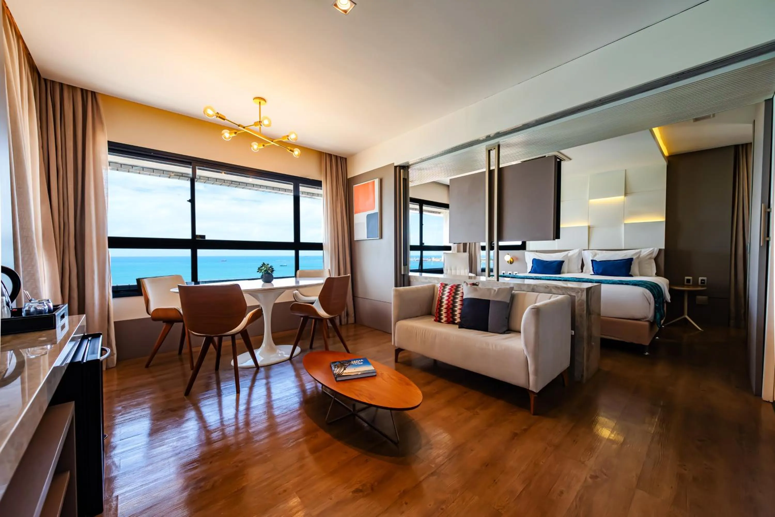 Living room, Bed in Bourbon Hotel Fortaleza