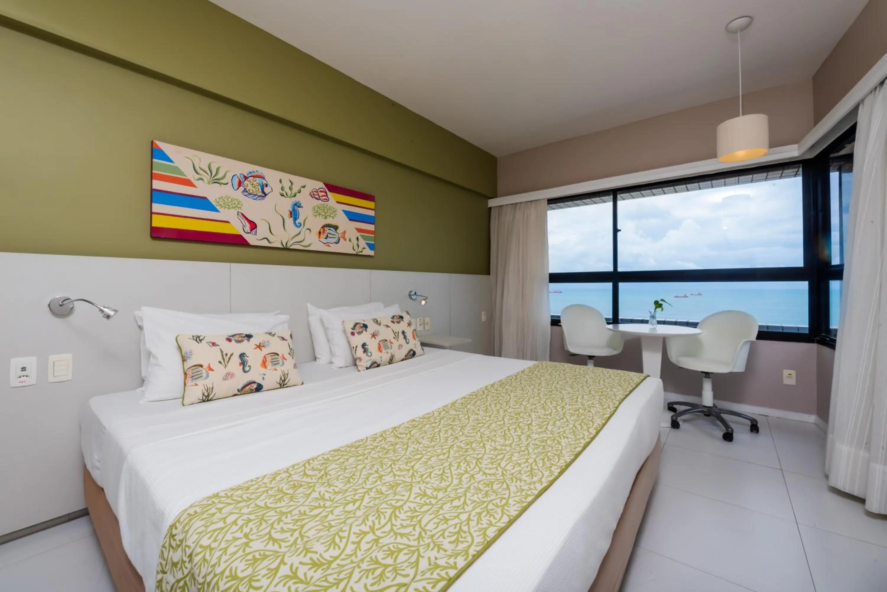 Photo of the whole room, Bed in Bourbon Hotel Fortaleza