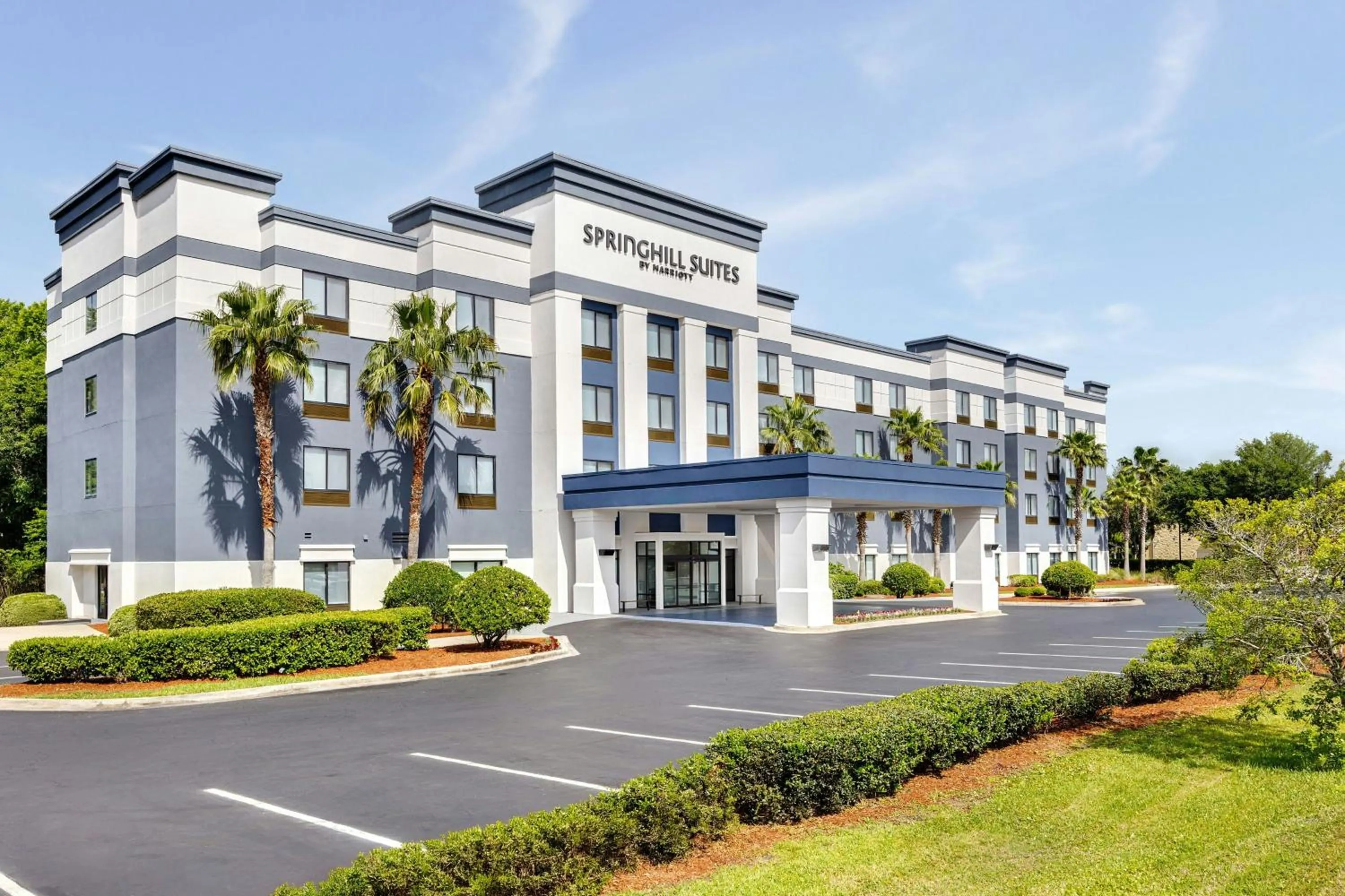 Property building in SpringHill Suites by Marriott Jacksonville North I-95 Area