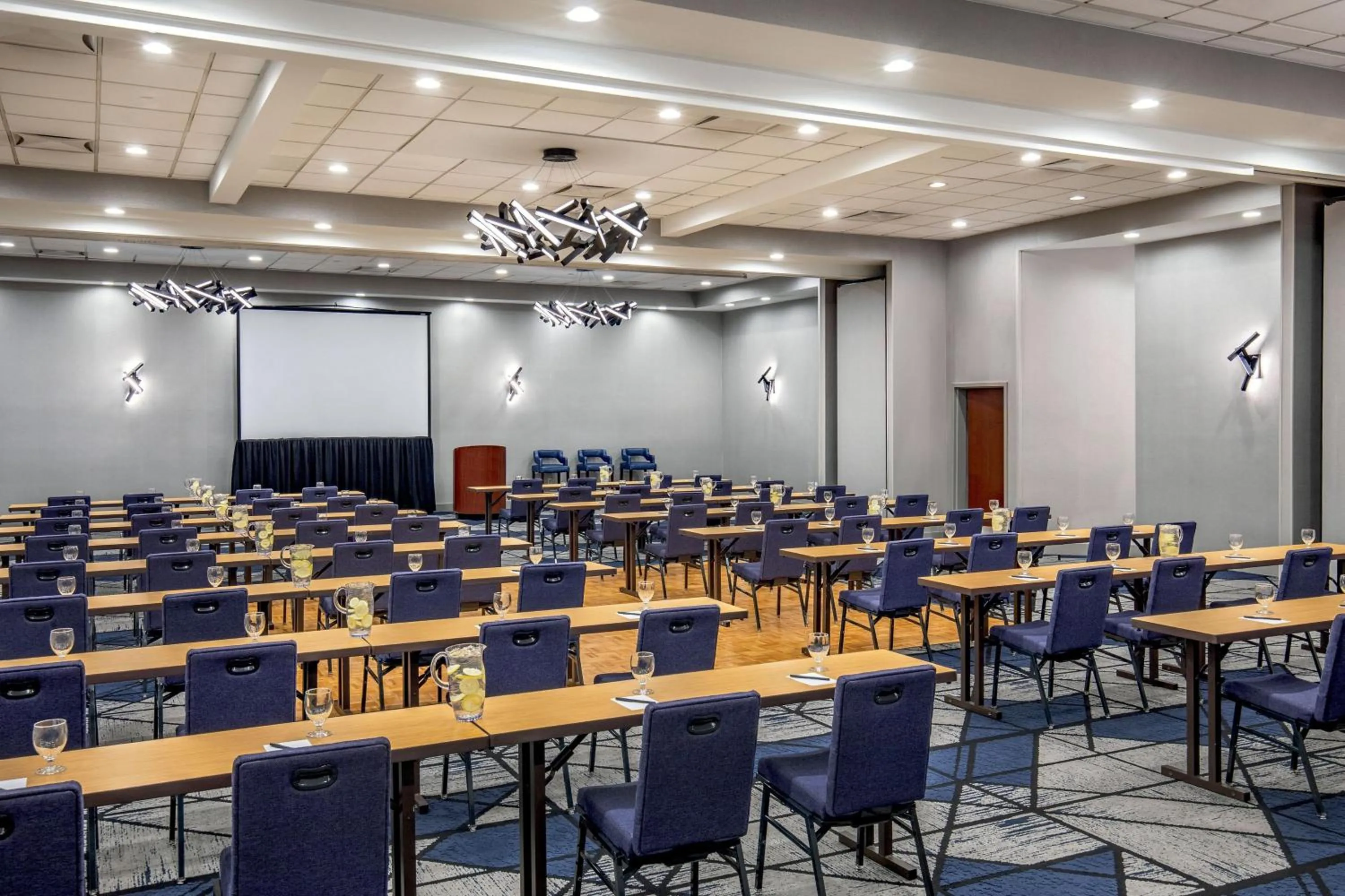 Meeting/conference room in Courtyard Boston Marlborough