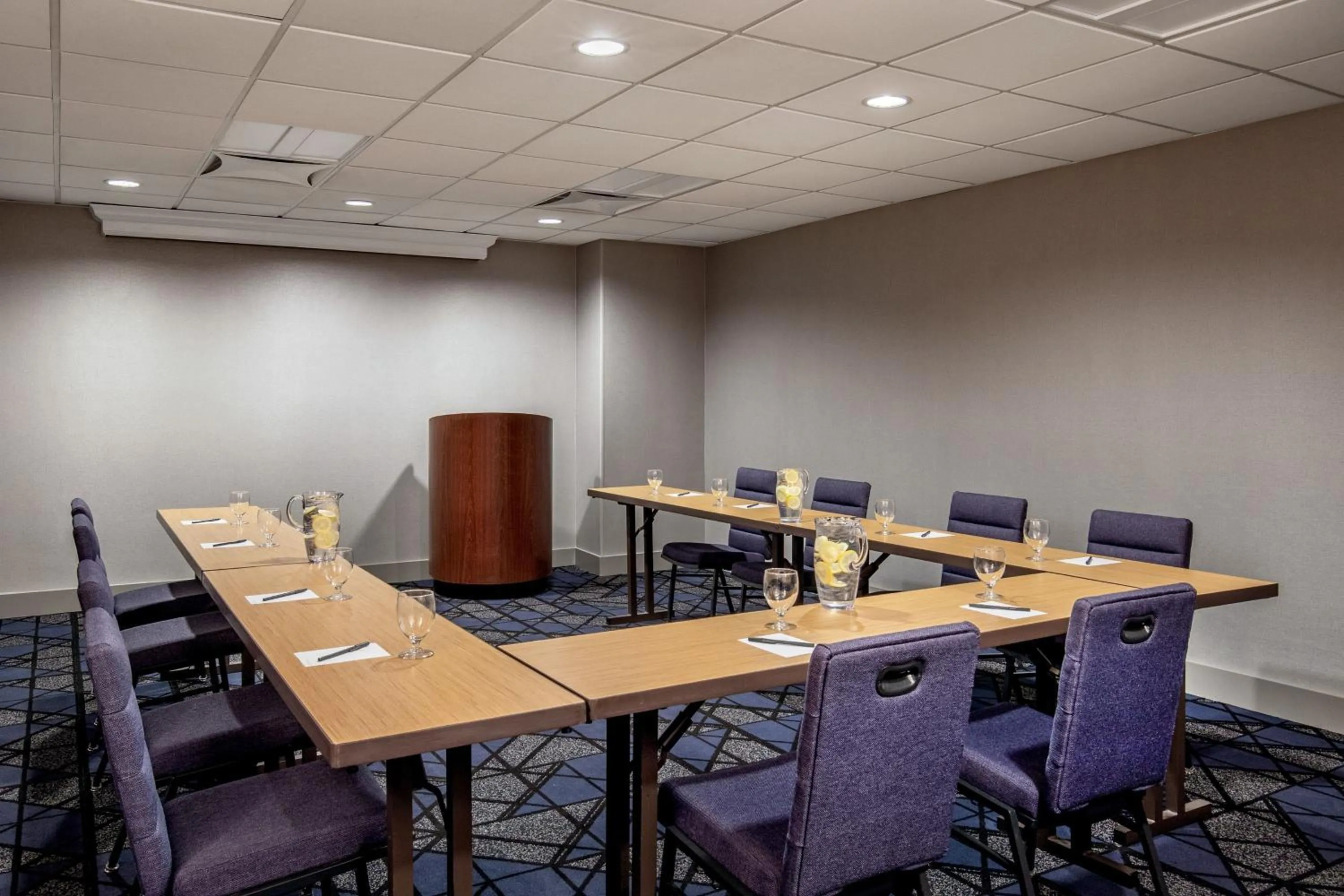 Meeting/conference room in Courtyard Boston Marlborough