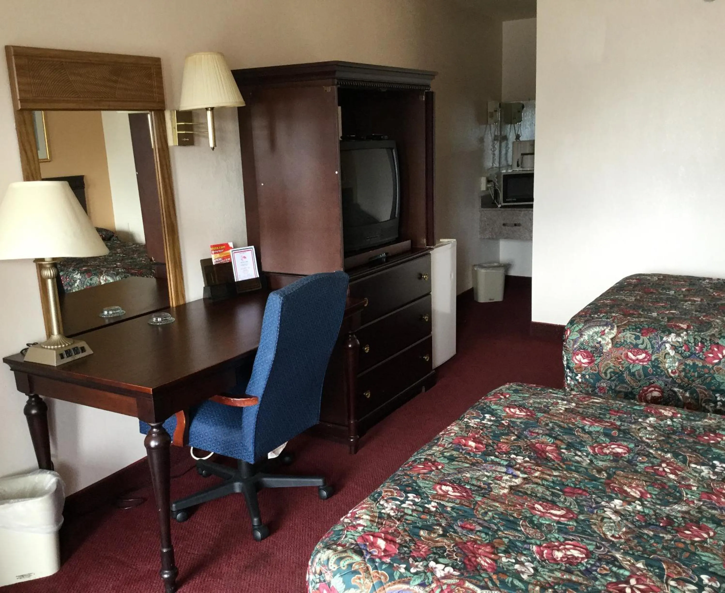 Photo of the whole room in Belmont Inn and Suites
