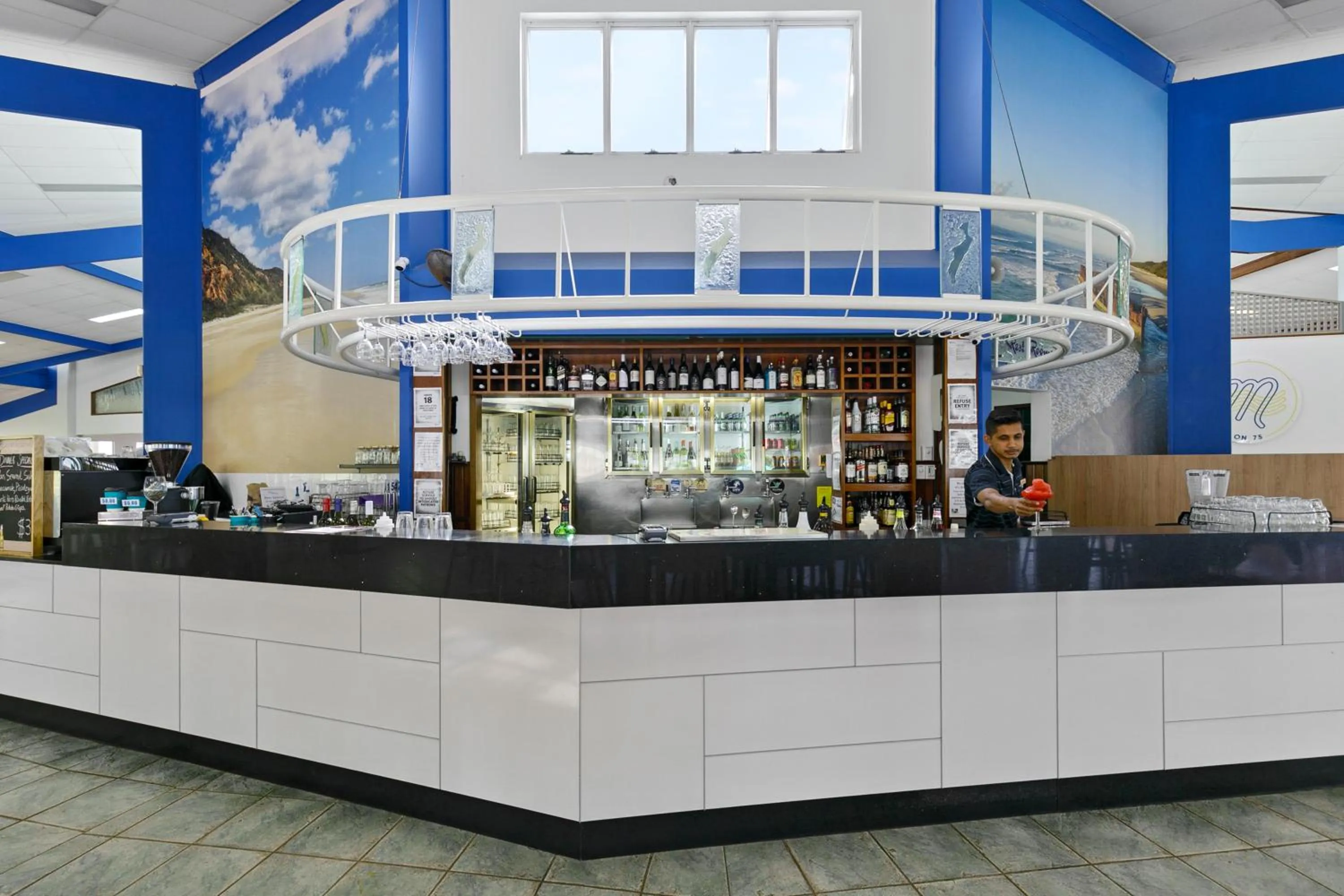 Restaurant/places to eat in K'gari Beach Resort