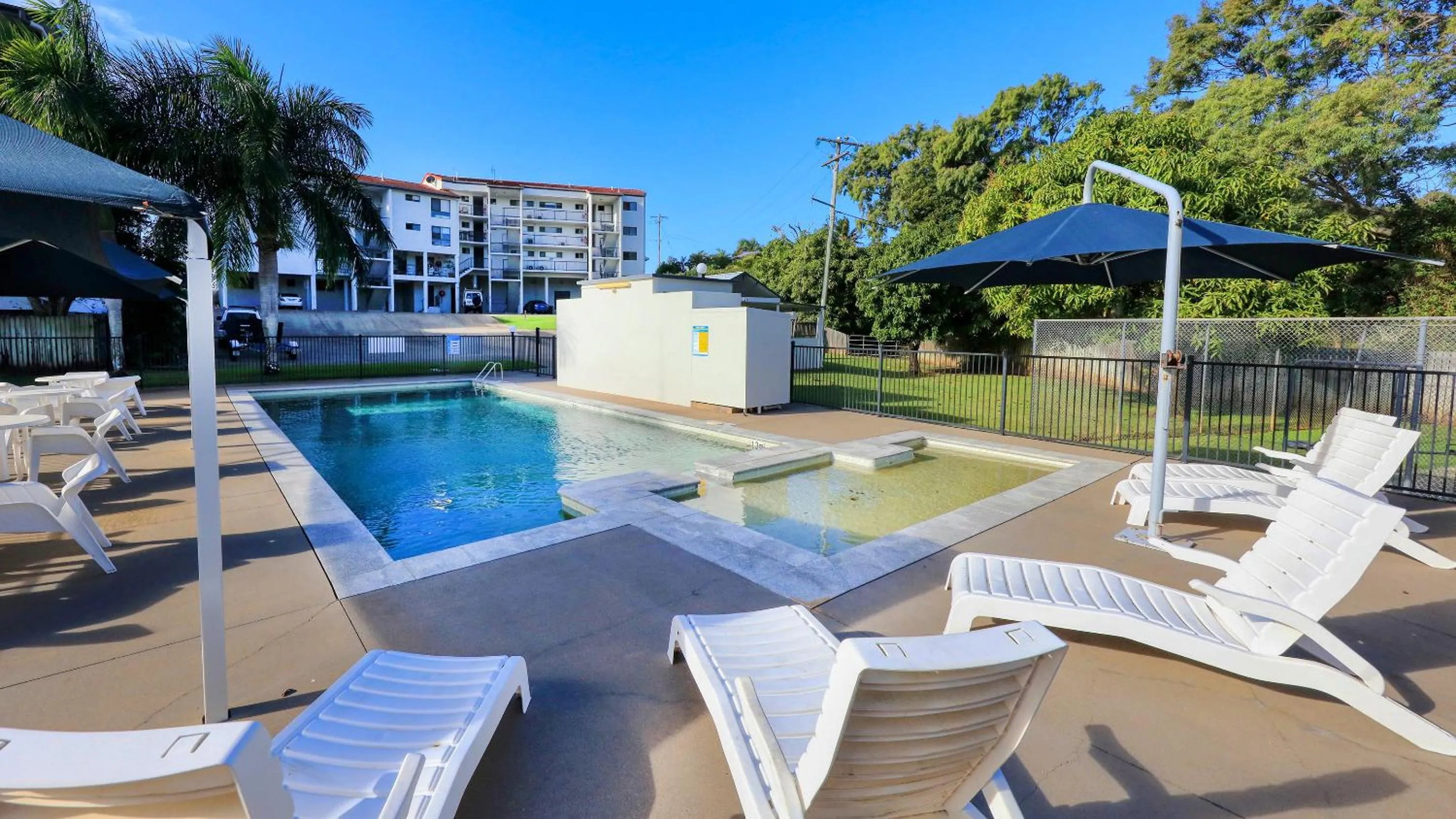 Swimming pool in L'Amor Holiday Apartments