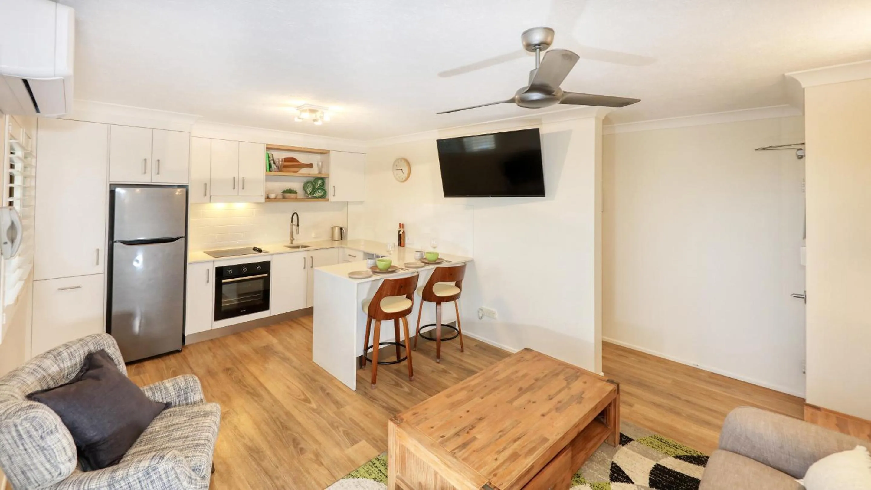 Kitchen or kitchenette in L'Amor Holiday Apartments