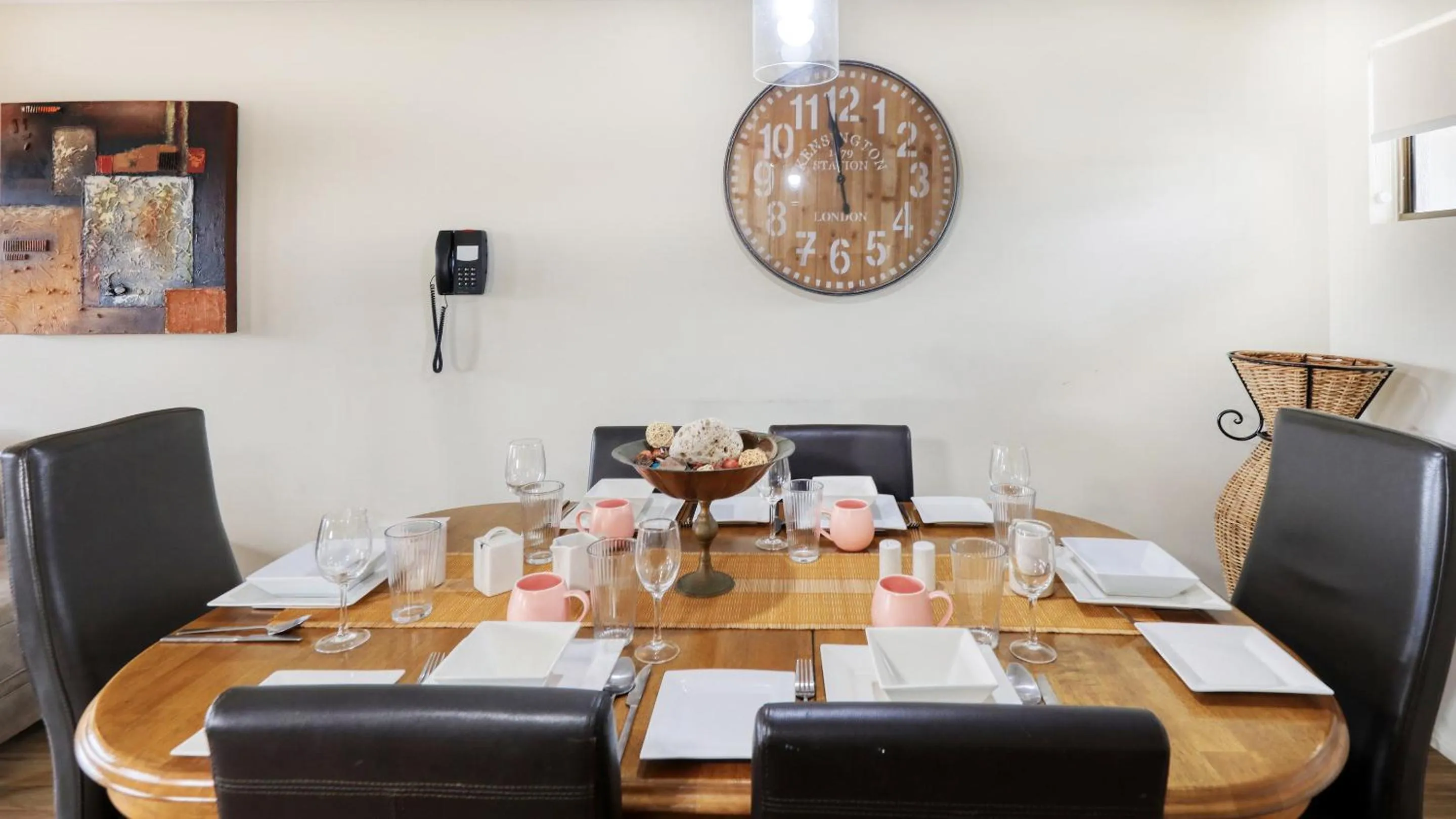 Dining area in L'Amor Holiday Apartments