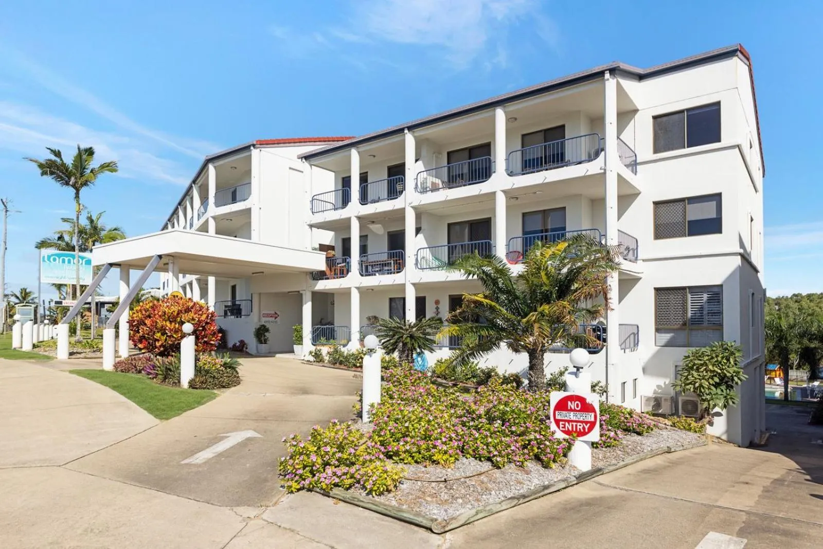 Property building in L'Amor Holiday Apartments