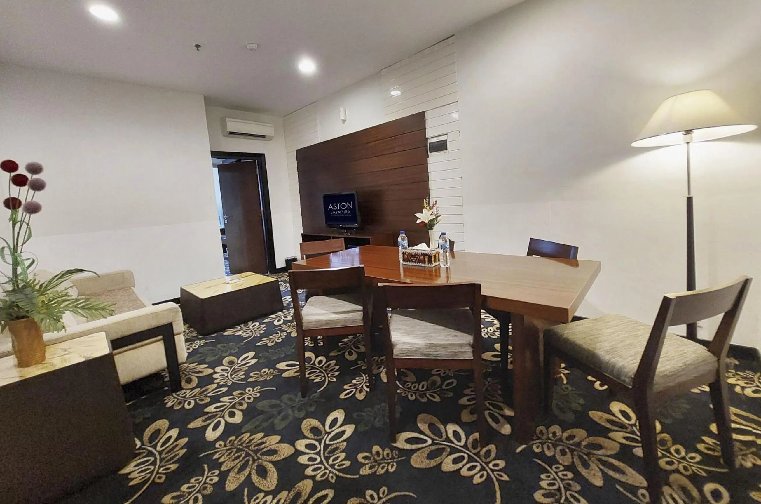Living room in Aston Jayapura Hotel and Convention Center