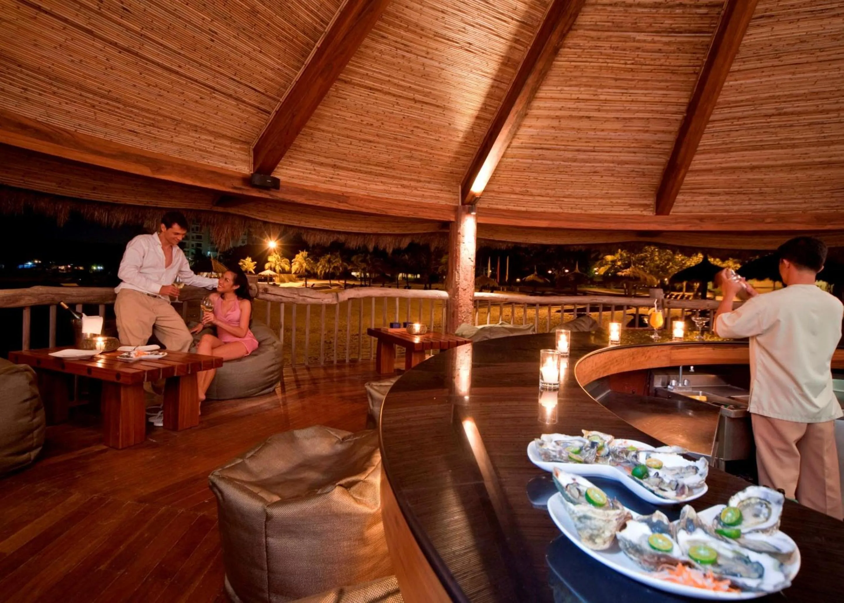 Restaurant/places to eat in Bluewater Maribago Beach Resort
