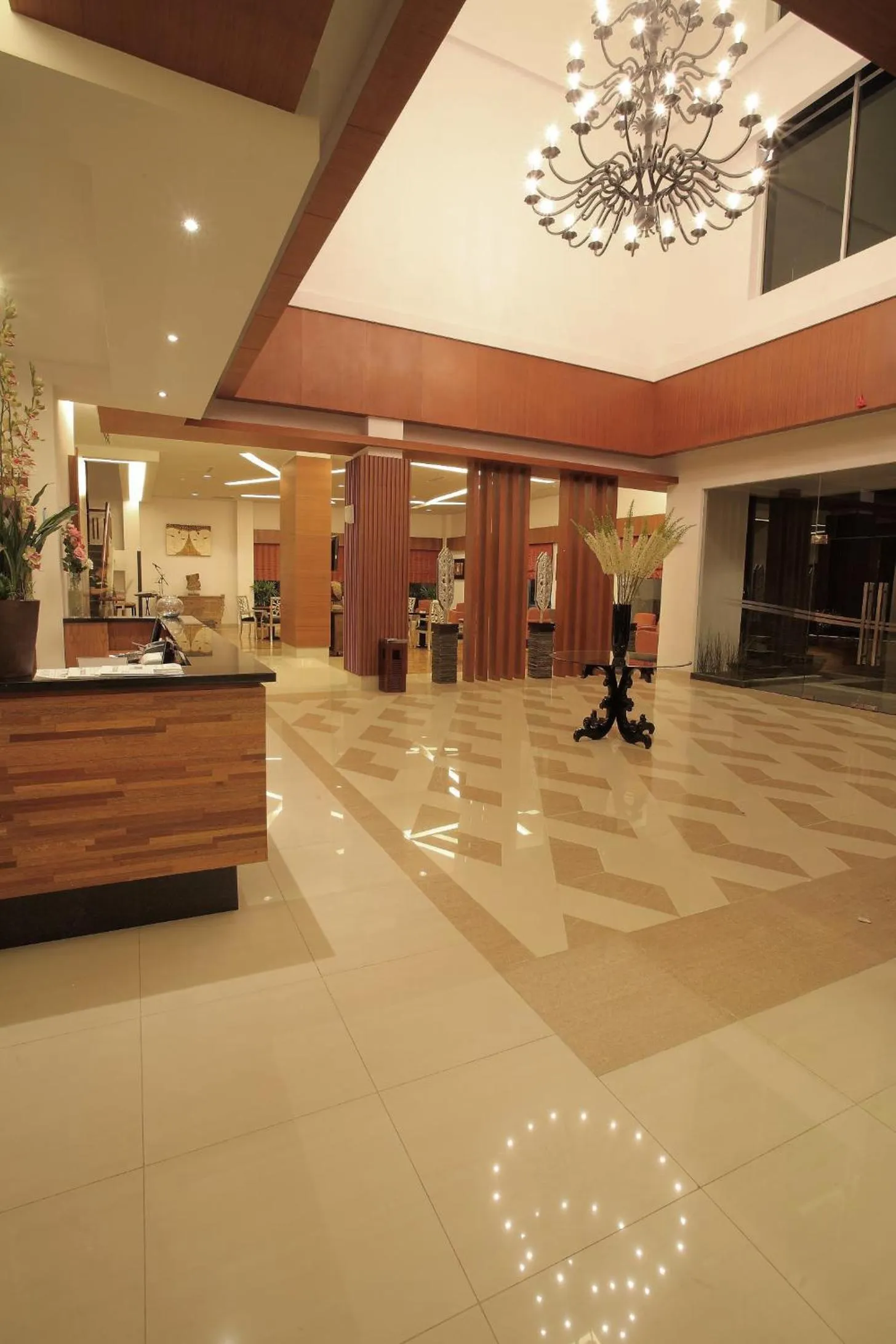 Lobby or reception in Aston Tanjung City Hotel