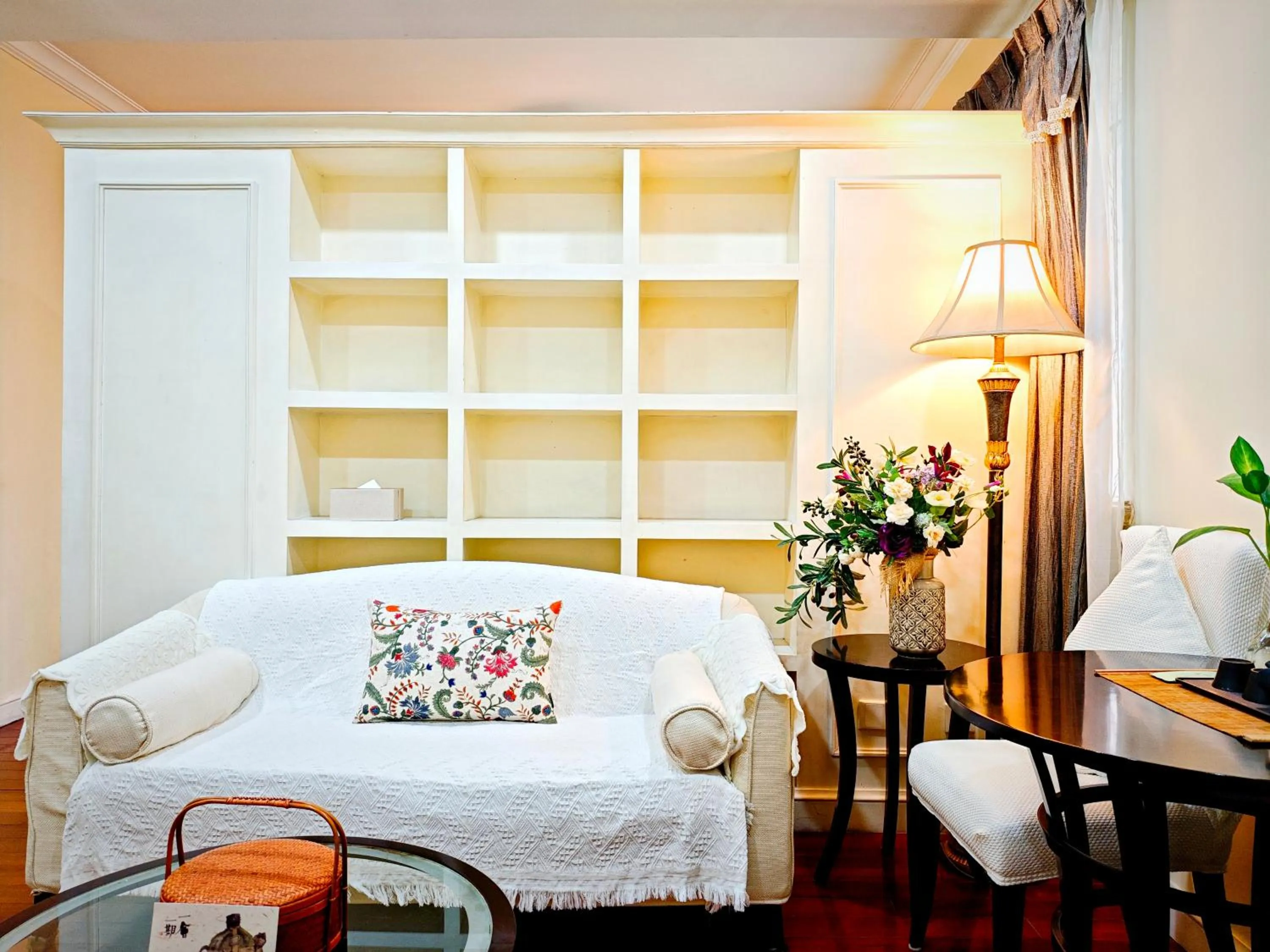 Bed in Ladoll Service Apartments