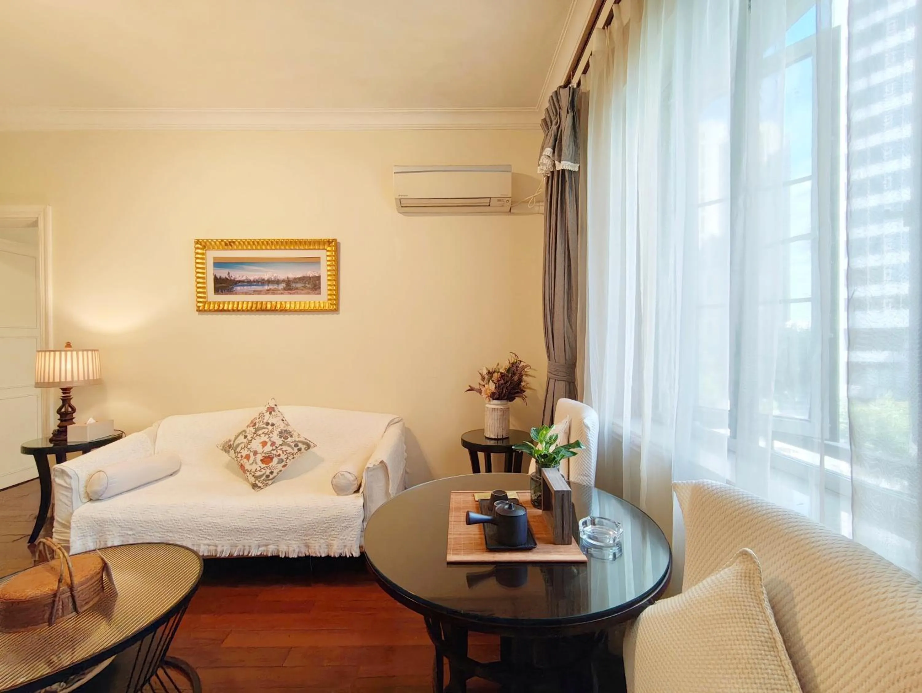 Bed in Ladoll Service Apartments