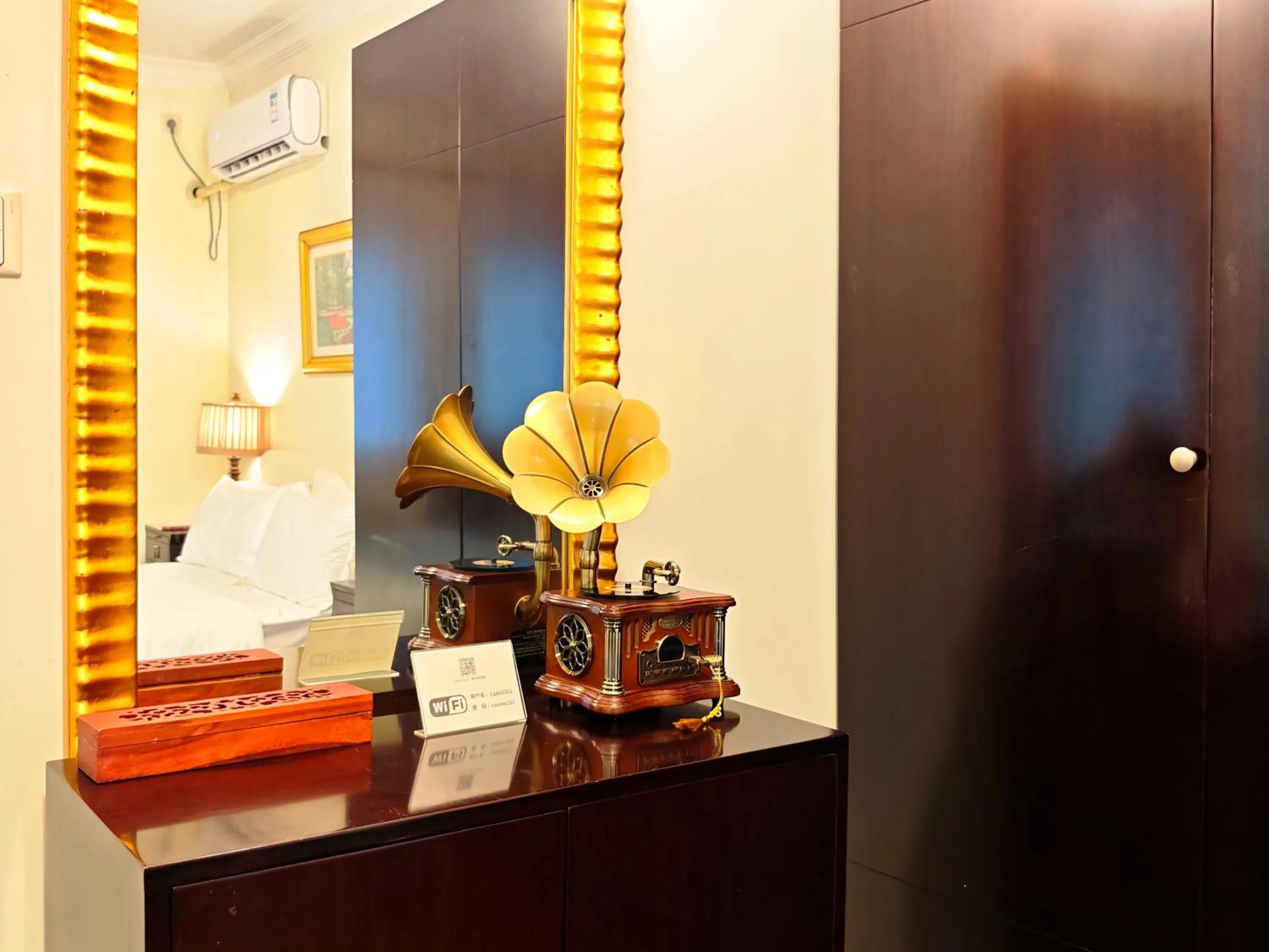 Ladoll Service Apartments