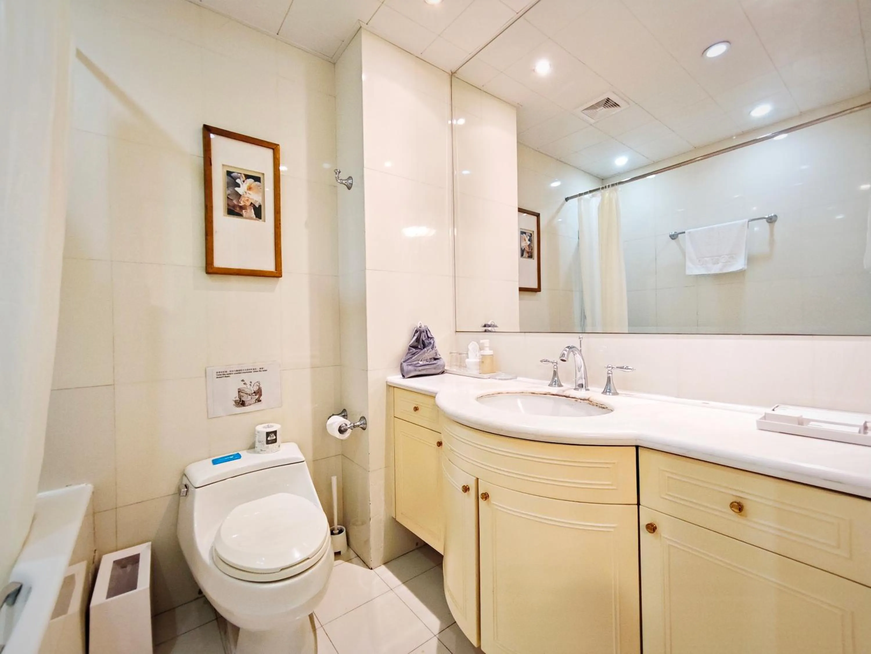 Ladoll Service Apartments