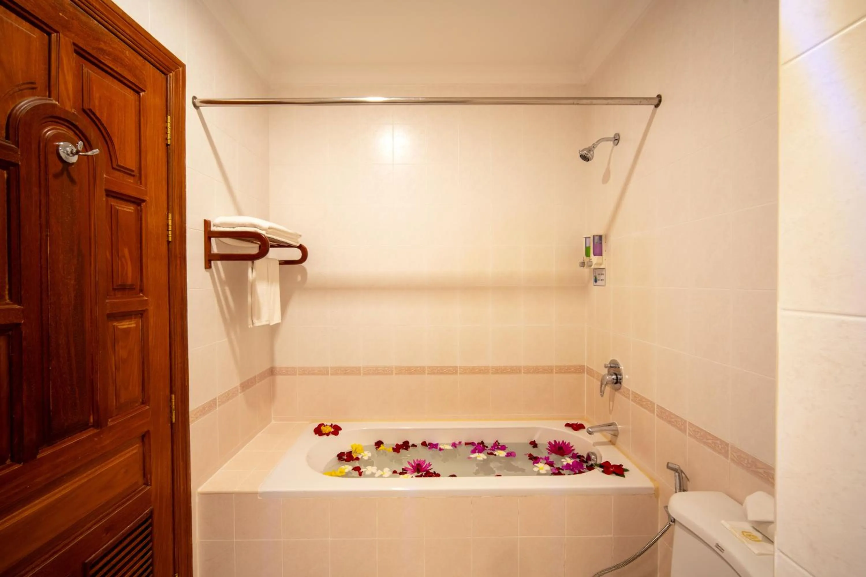 Hot Tub in Khemara Angkor Hotel & Spa