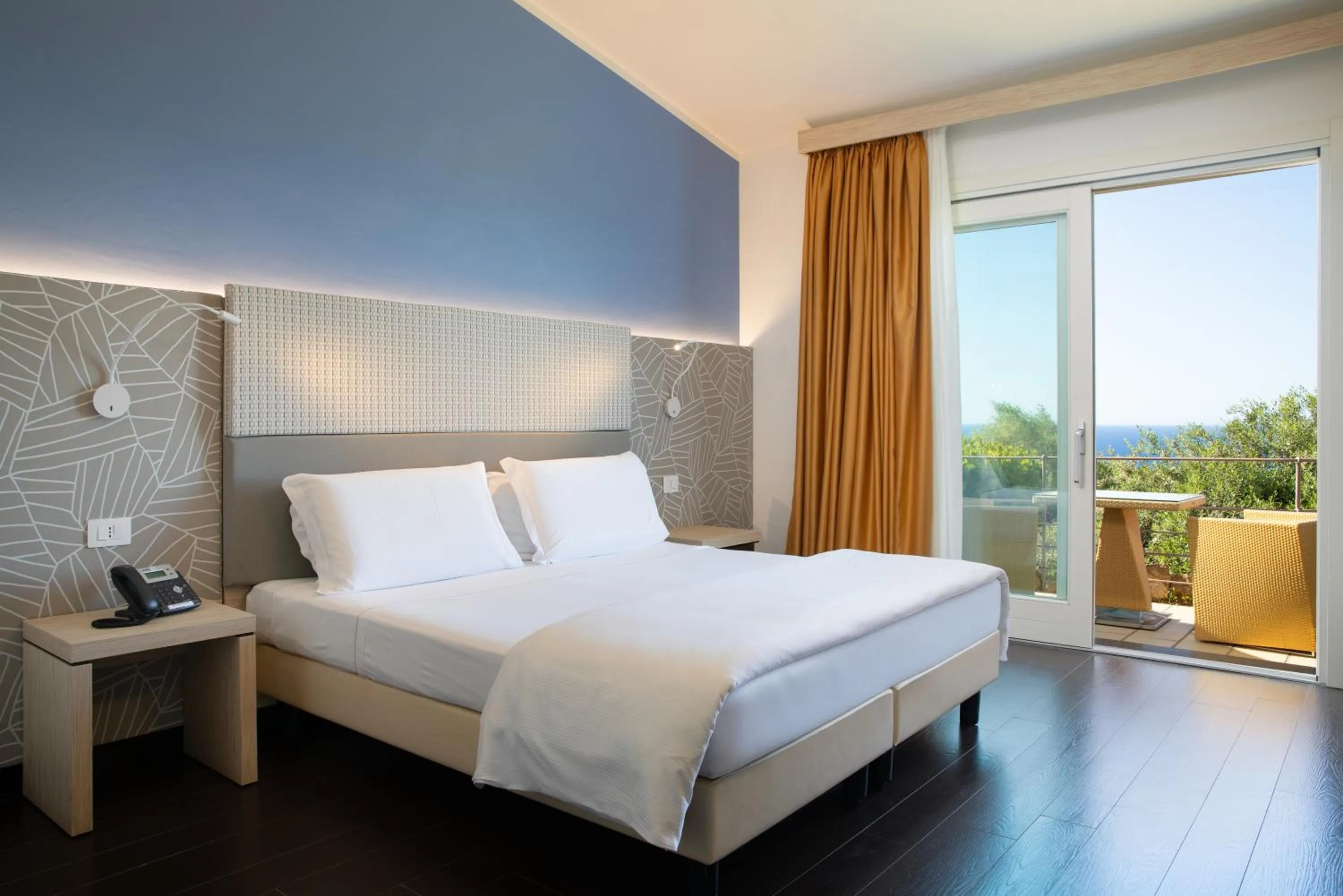 Photo of the whole room, Bed in Bajaloglia Resort