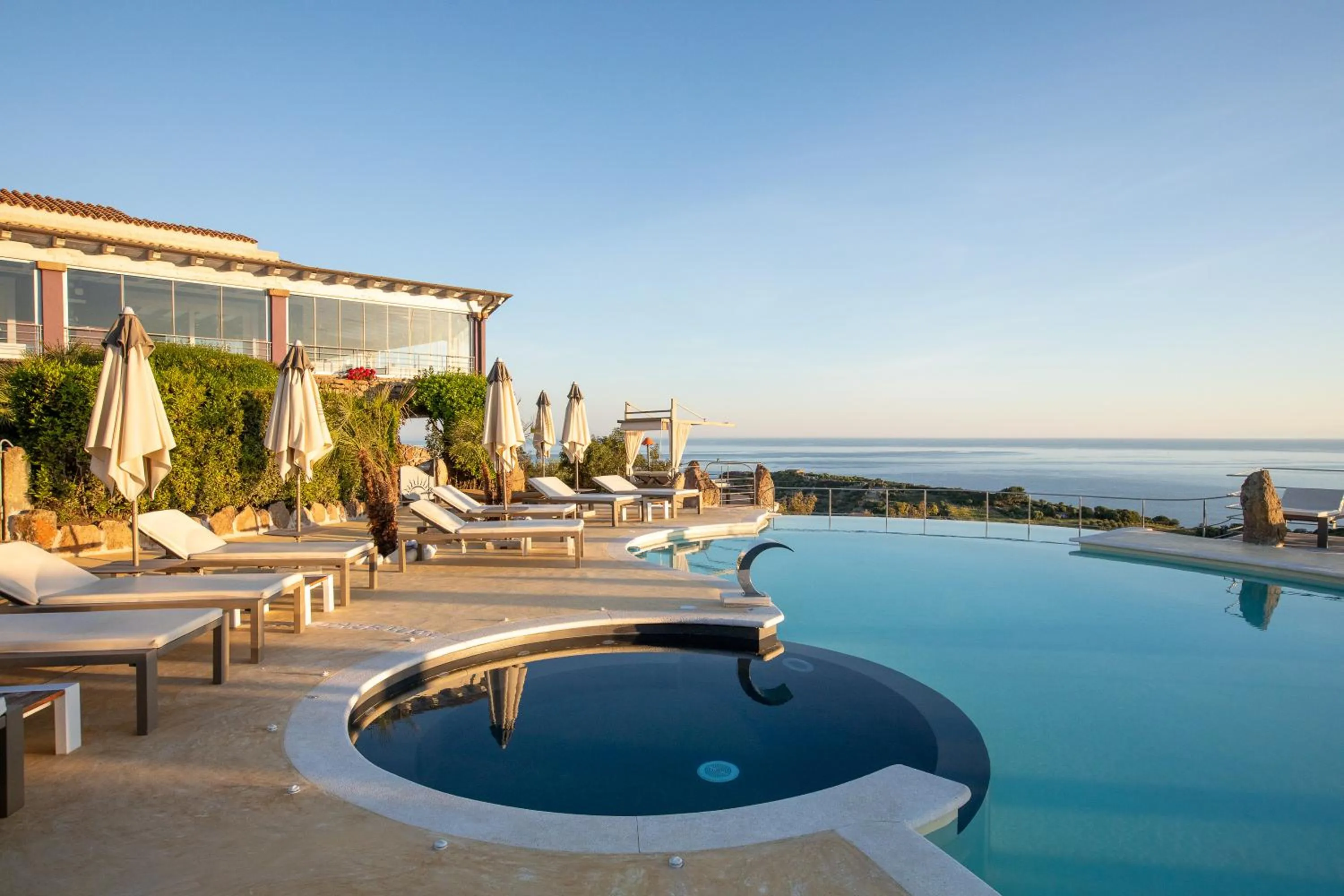 Swimming pool in Bajaloglia Resort