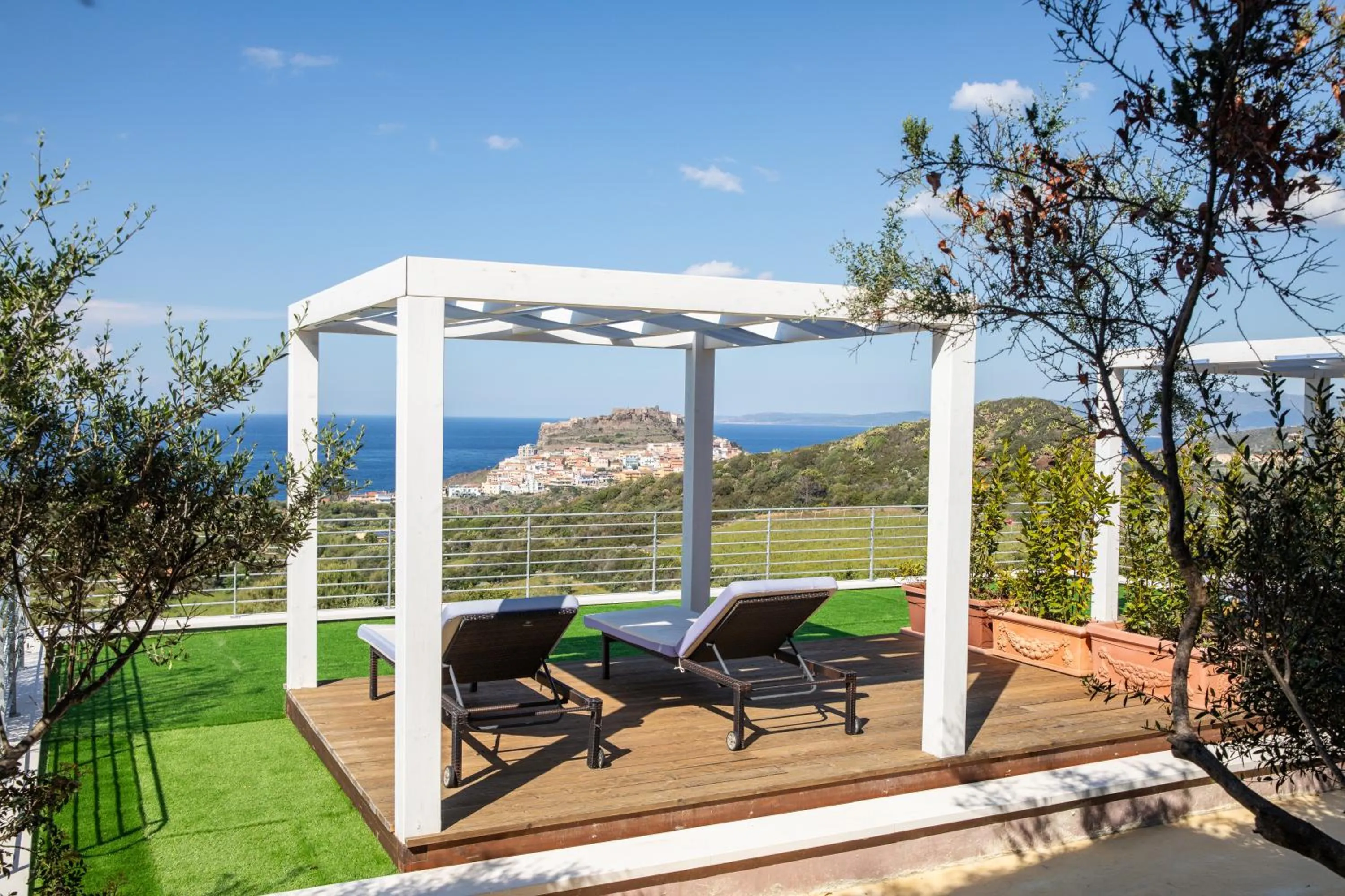 Solarium in Bajaloglia Resort