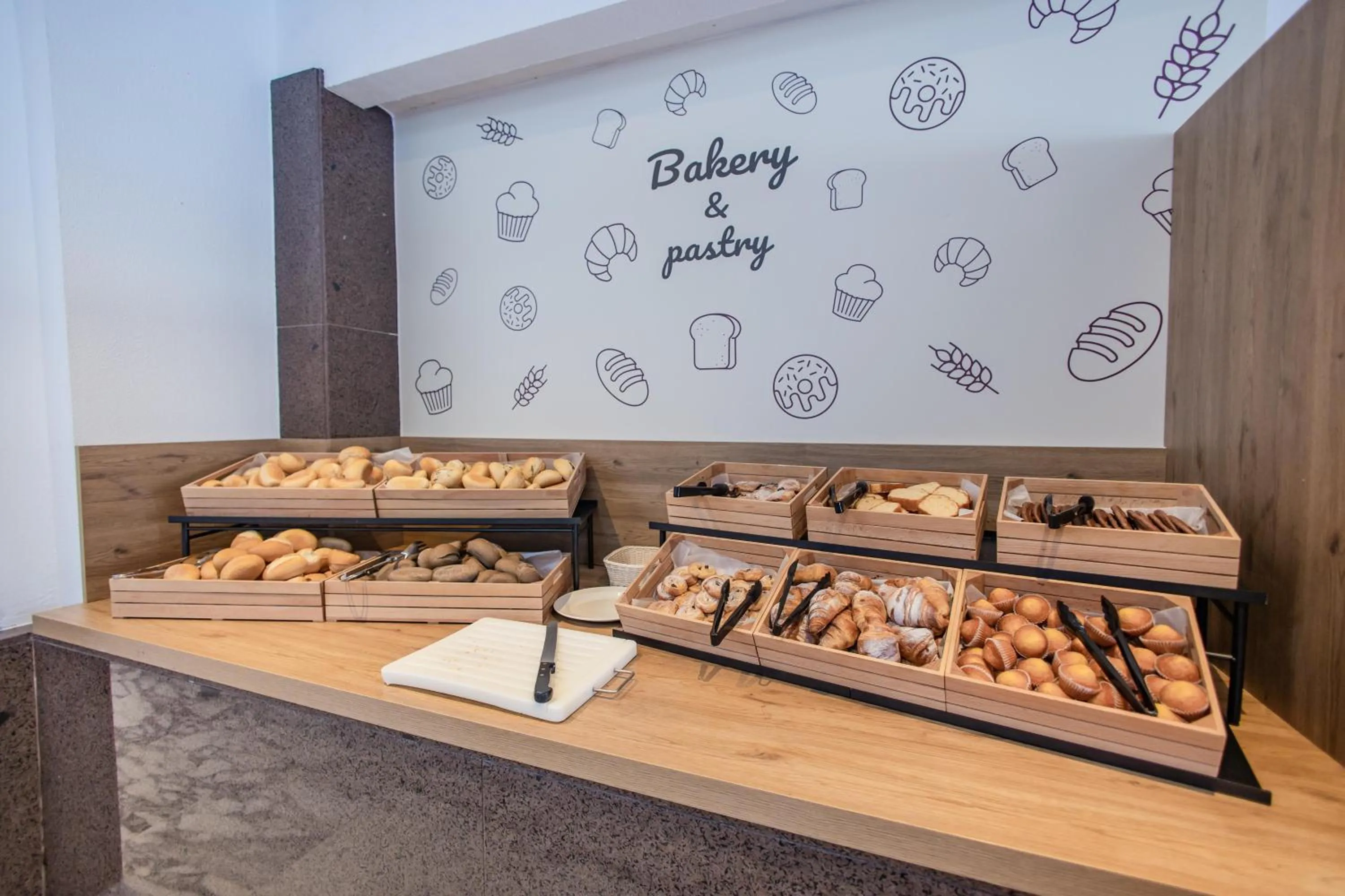 Restaurant/places to eat in Servatur Green Beach