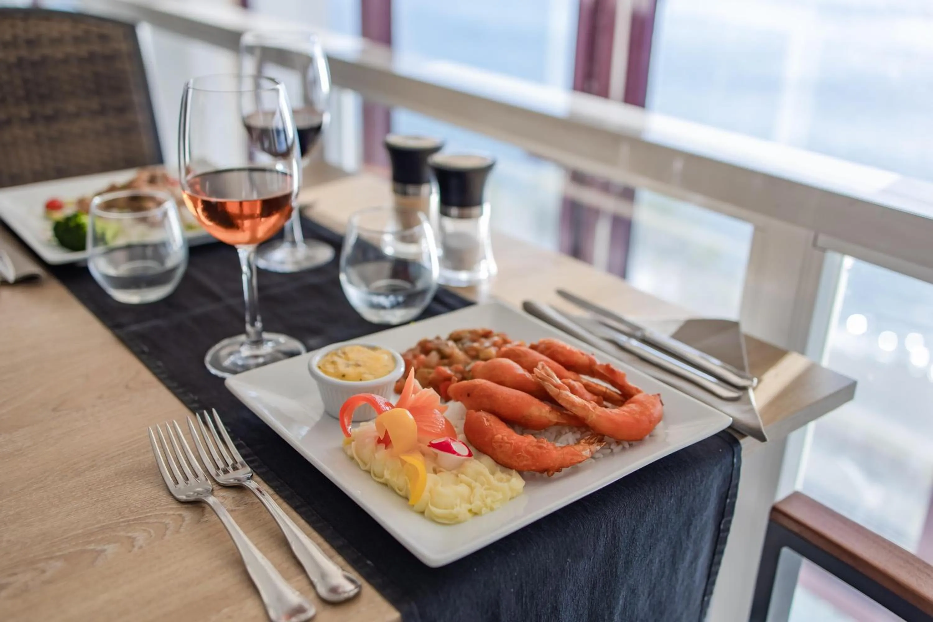 Restaurant/places to eat in Servatur Green Beach