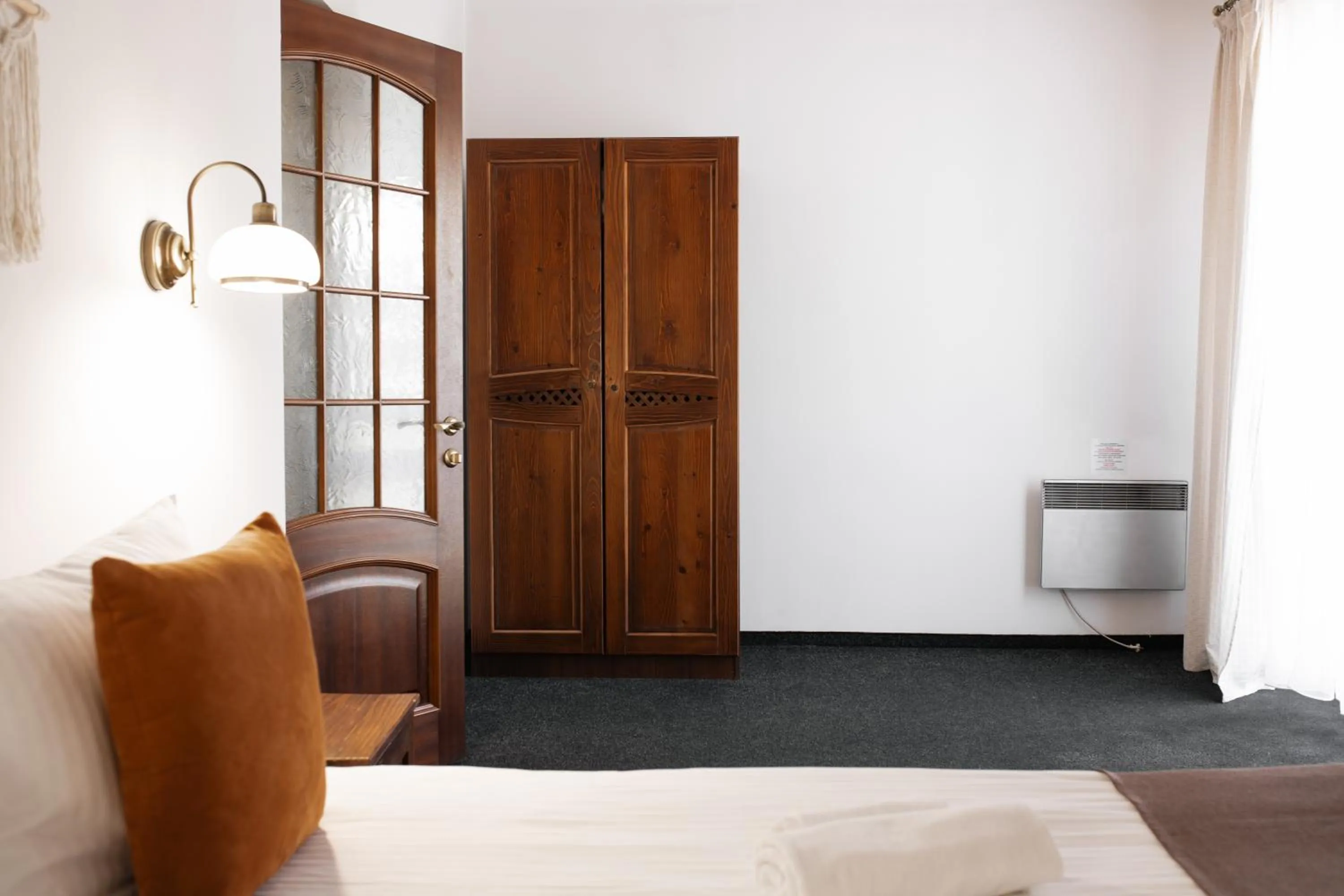 Bedroom, Bed in ZimaSnow Ski & Spa Club