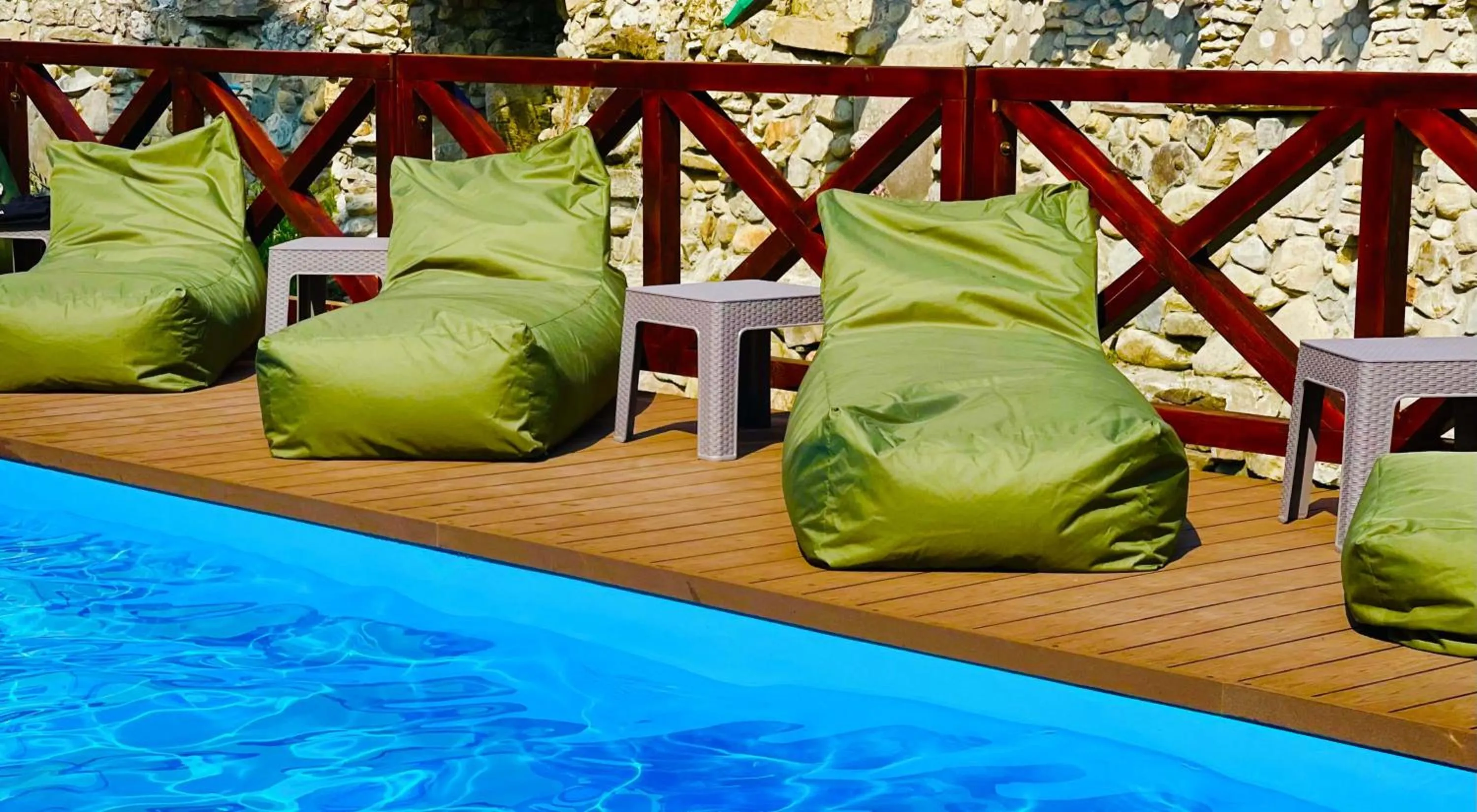 Swimming pool in ZimaSnow Ski & Spa Club