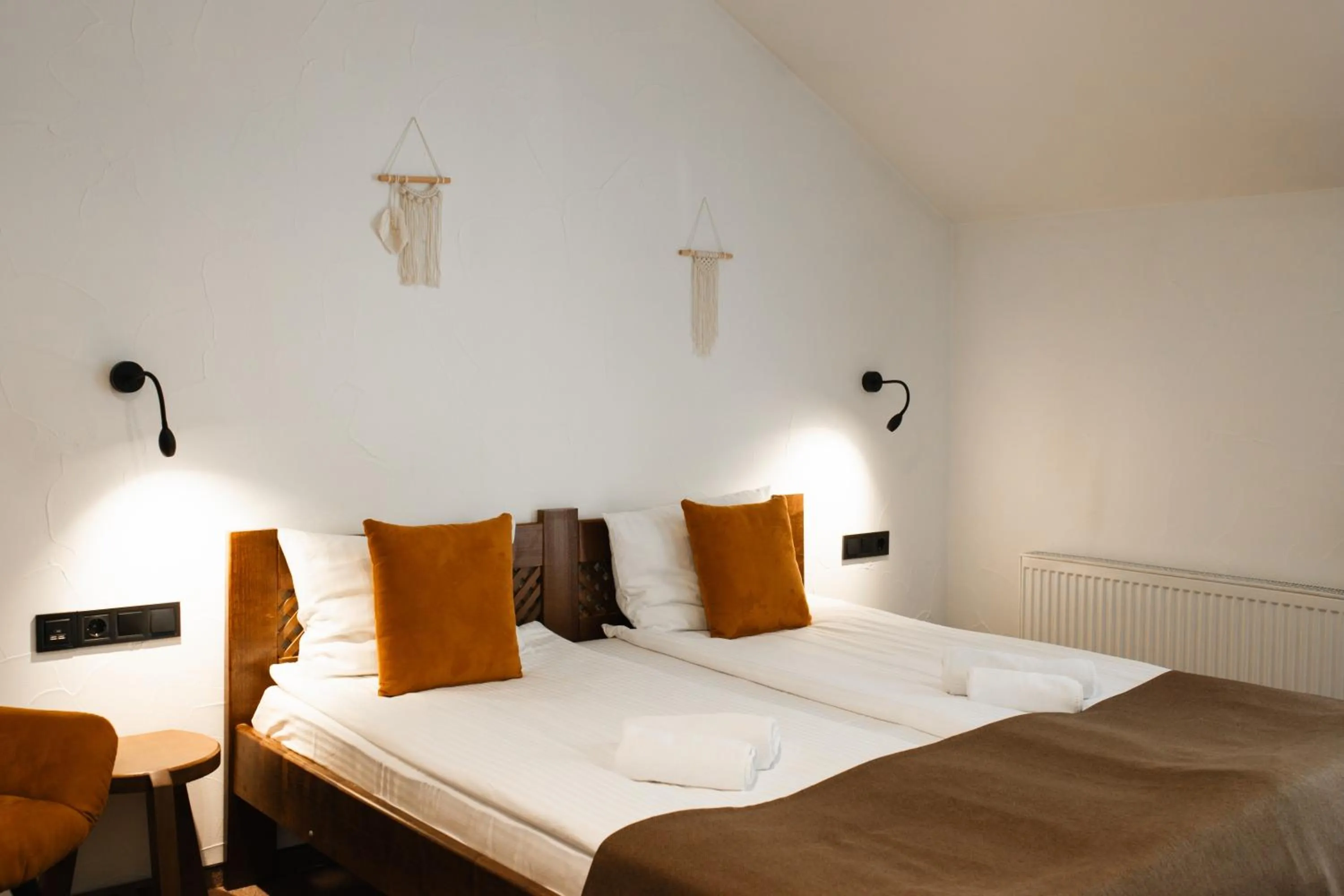 Bedroom, Bed in ZimaSnow Ski & Spa Club