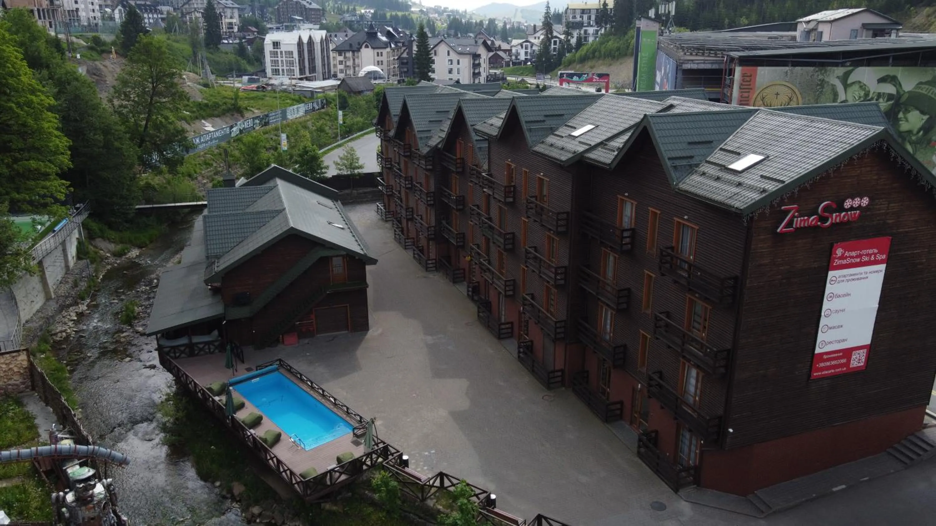 Property building in ZimaSnow Ski & Spa Club