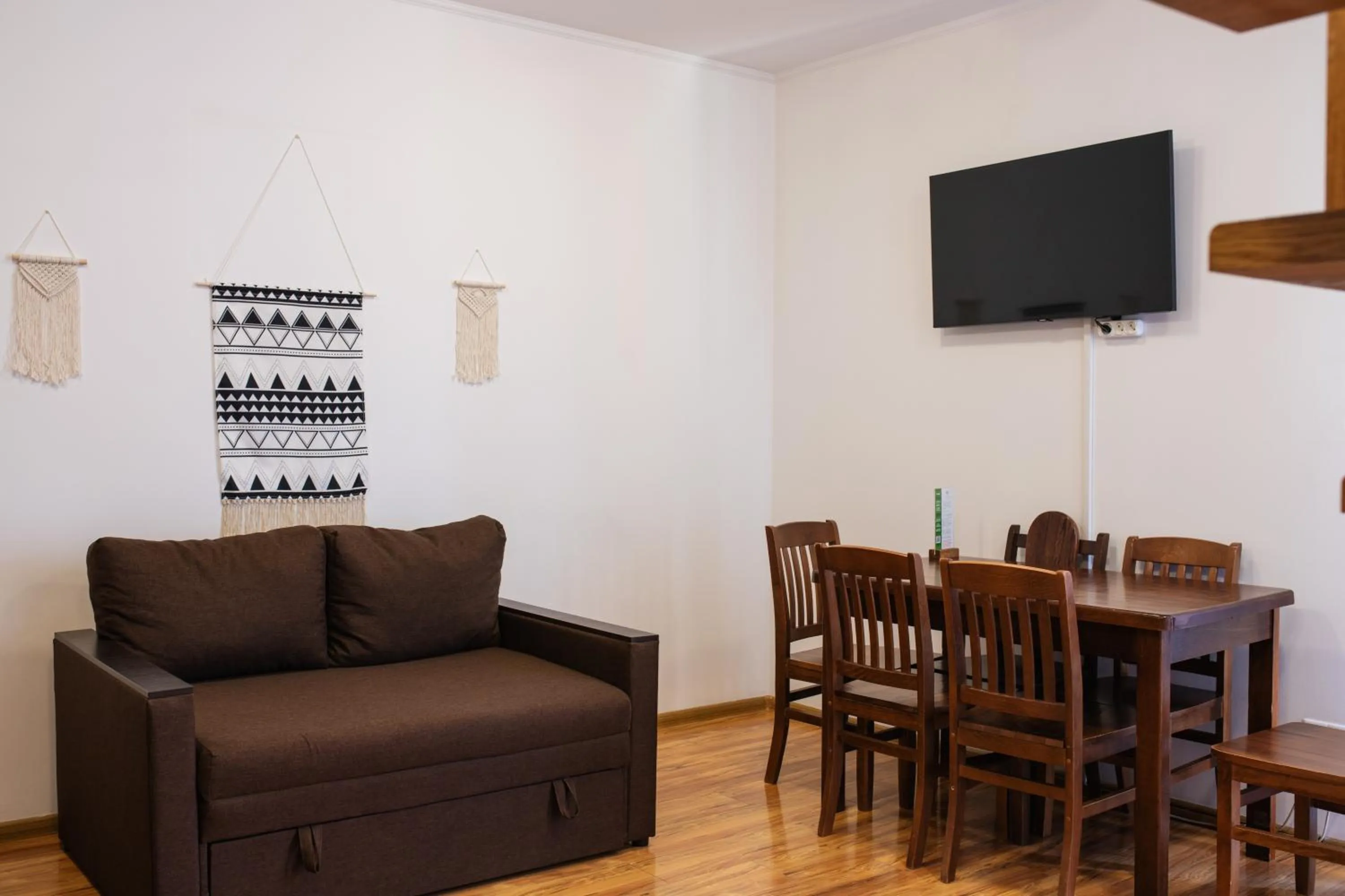 Communal lounge/ TV room in ZimaSnow Ski & Spa Club