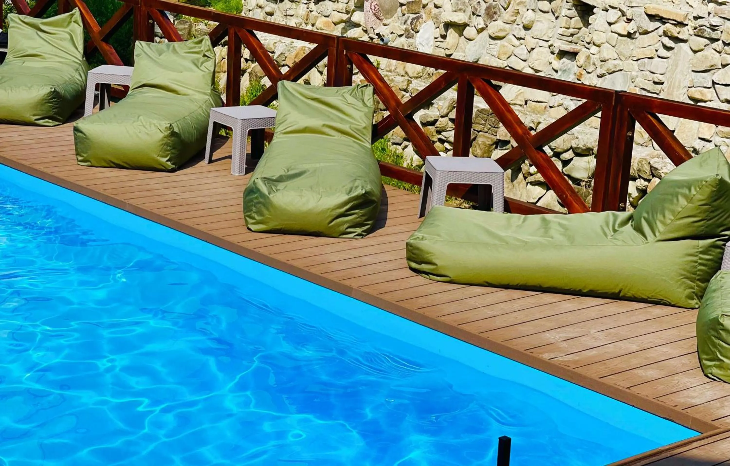 Seating area in ZimaSnow Ski & Spa Club