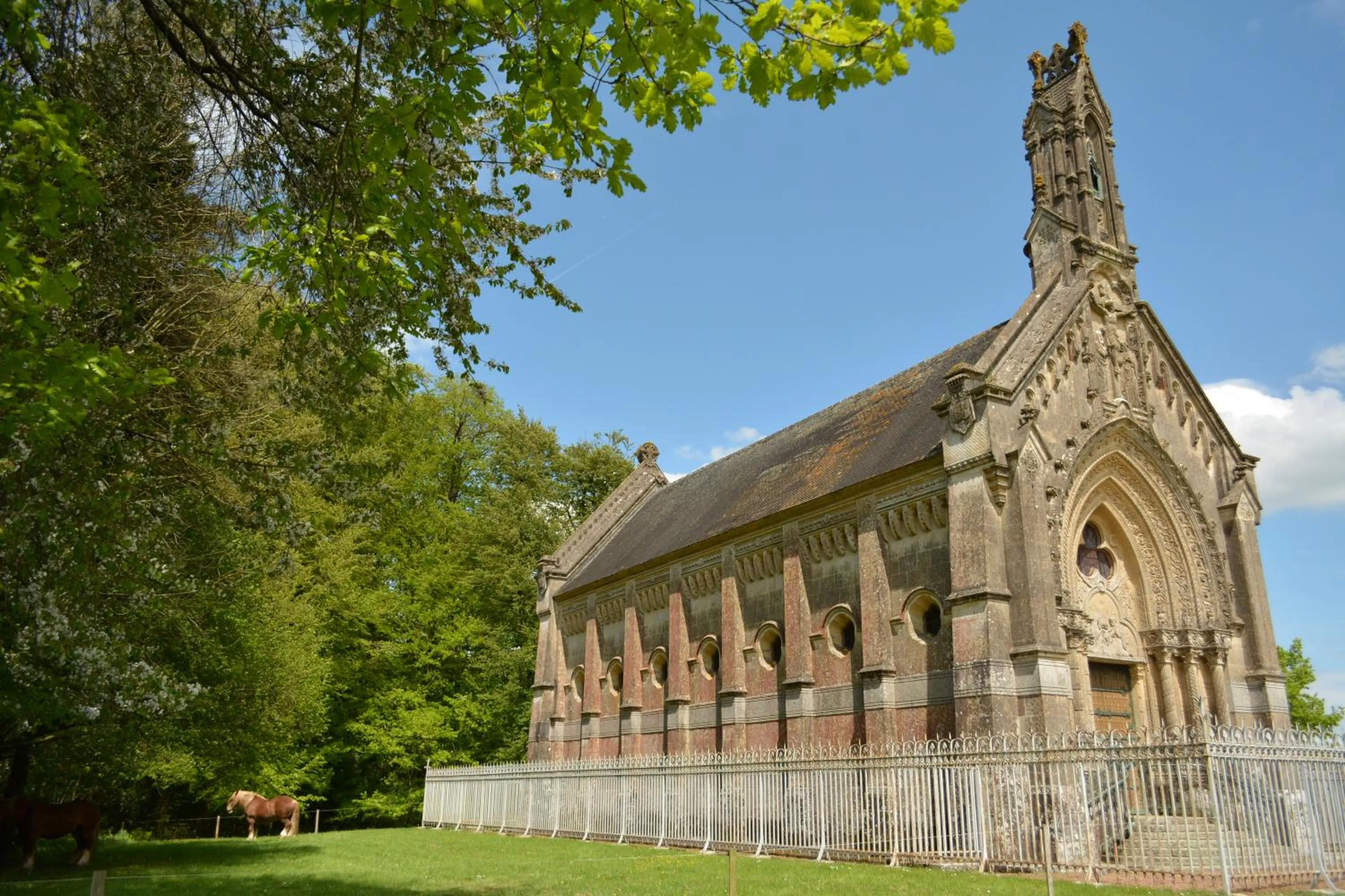 Place of worship in Domaine de Chantemerle