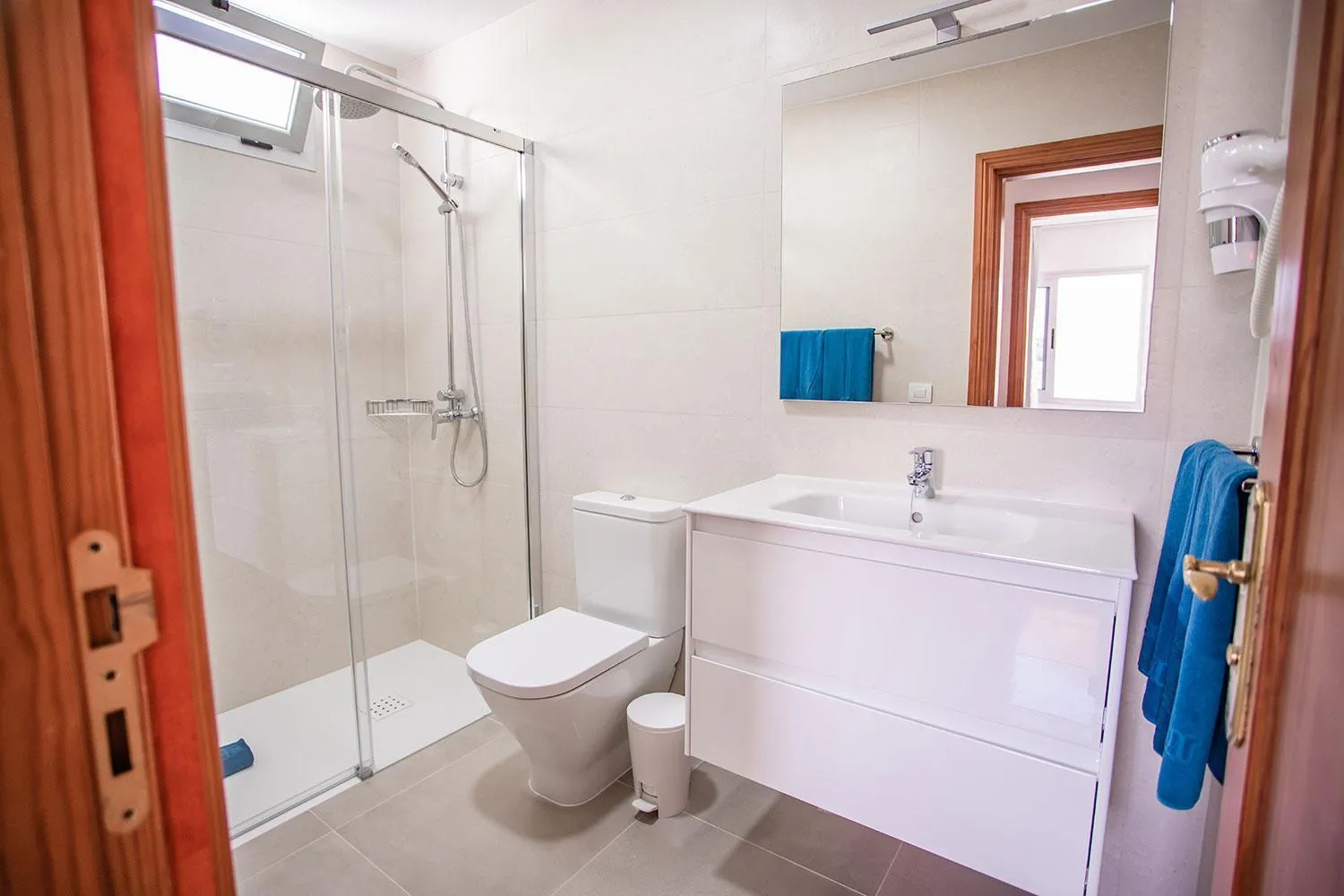 Bathroom in Servatur Montebello