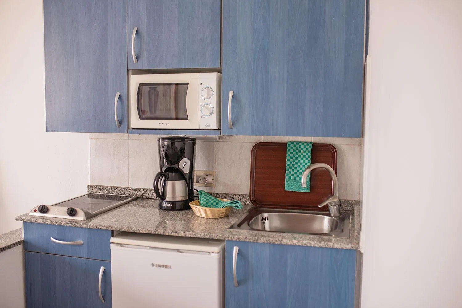 Photo of the whole room in Servatur Montebello