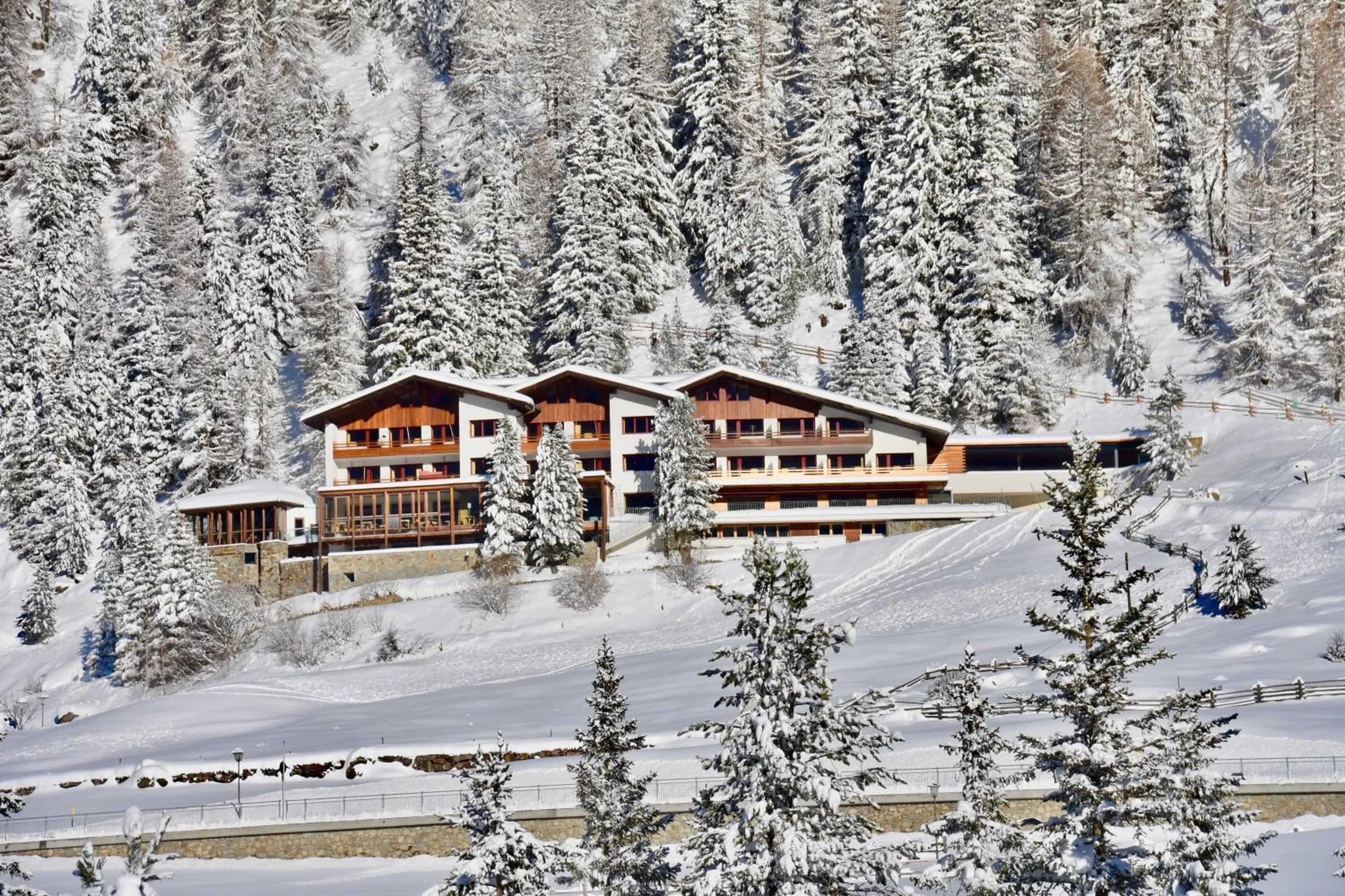 Property building in Hotel Marlet