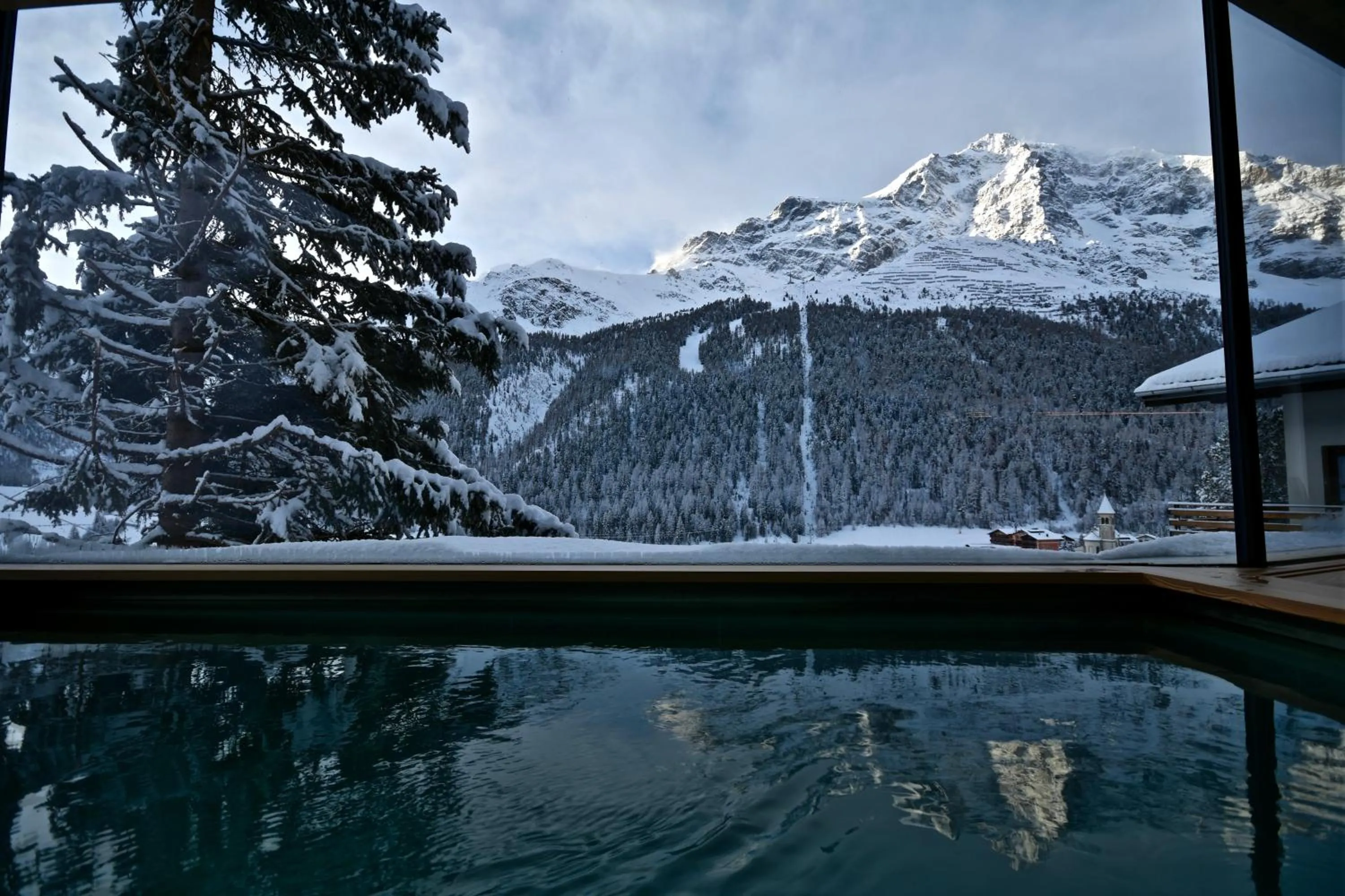 Hot Tub in Hotel Marlet