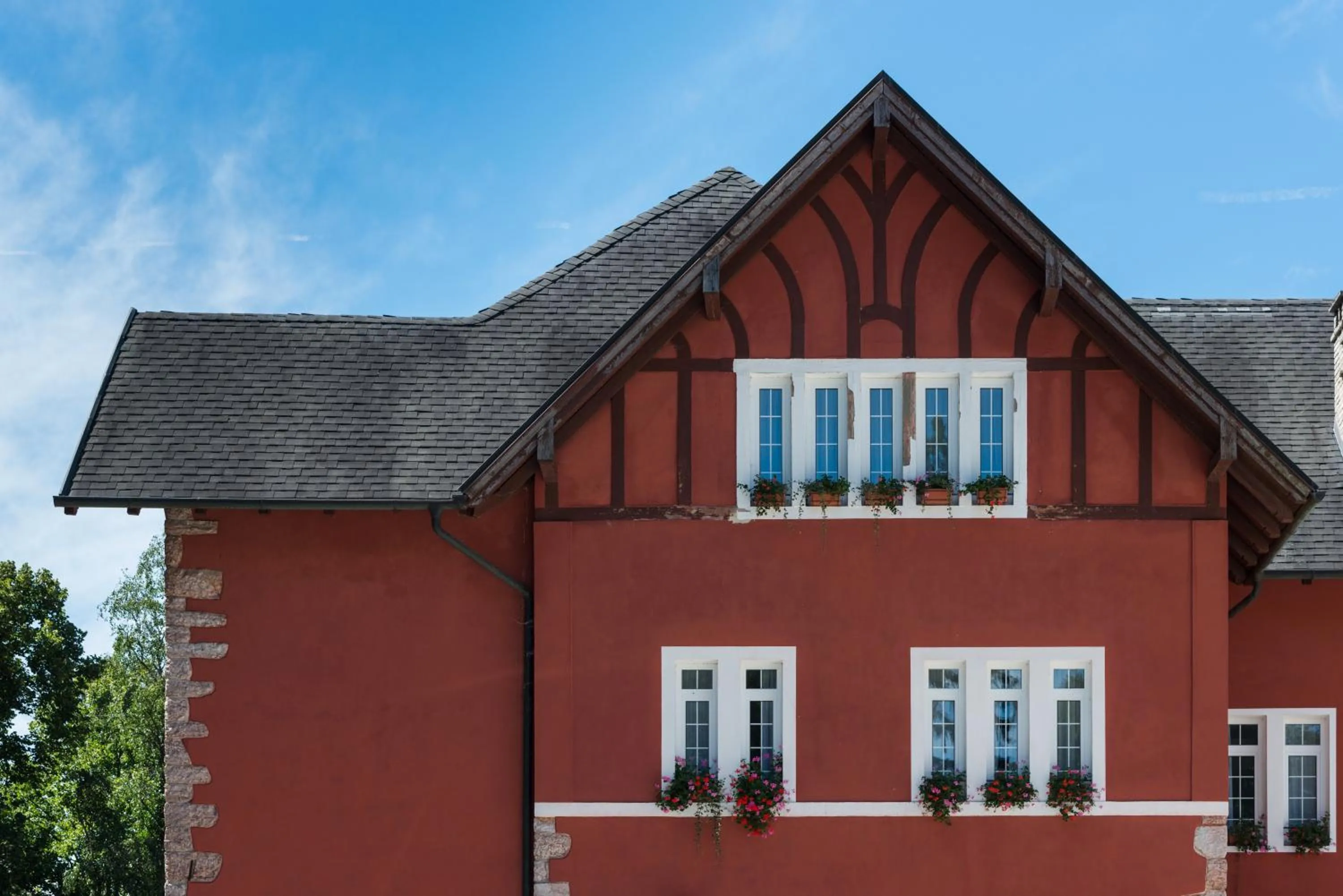 Facade/entrance in Grand Hotel Molveno