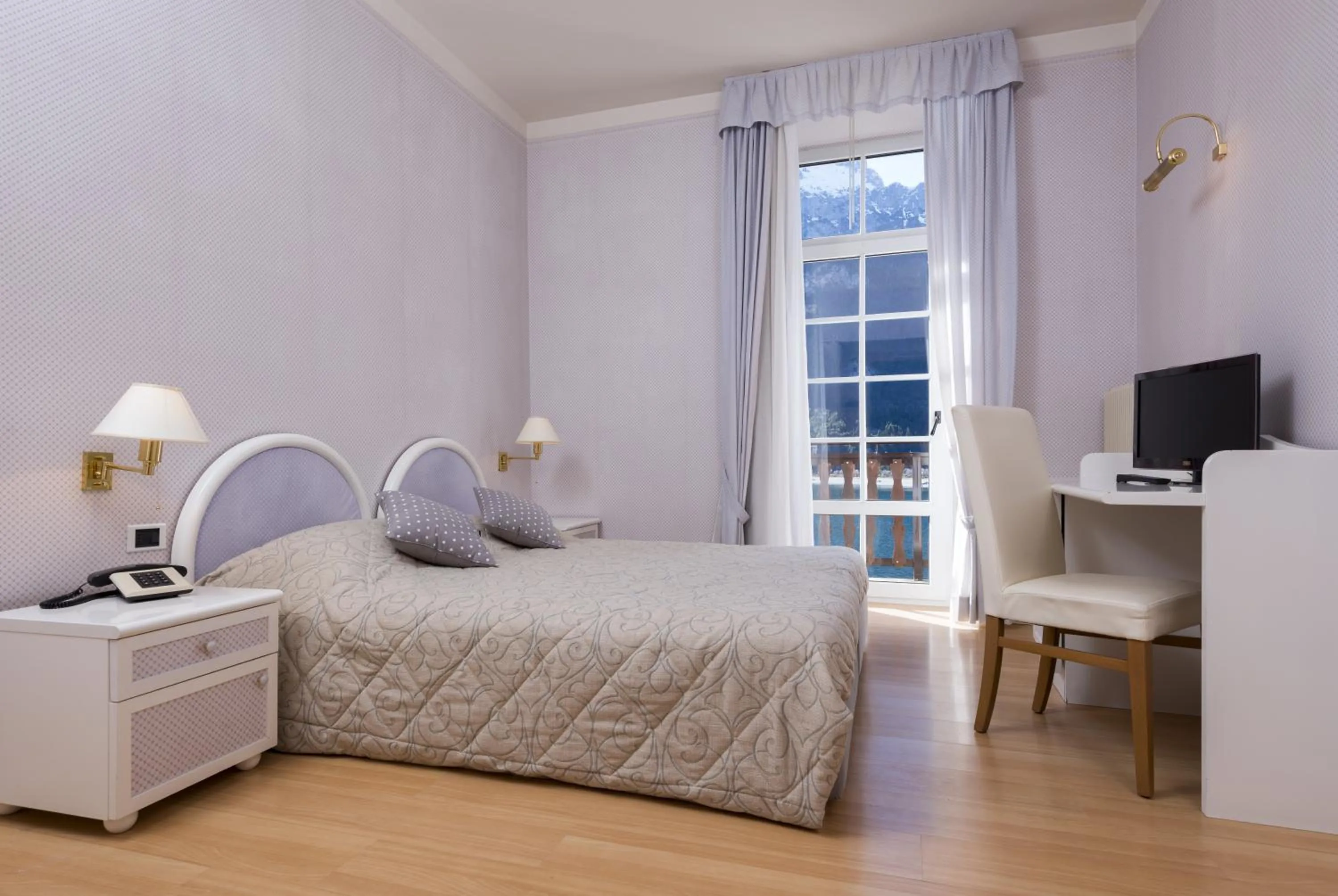 Bed in Grand Hotel Molveno