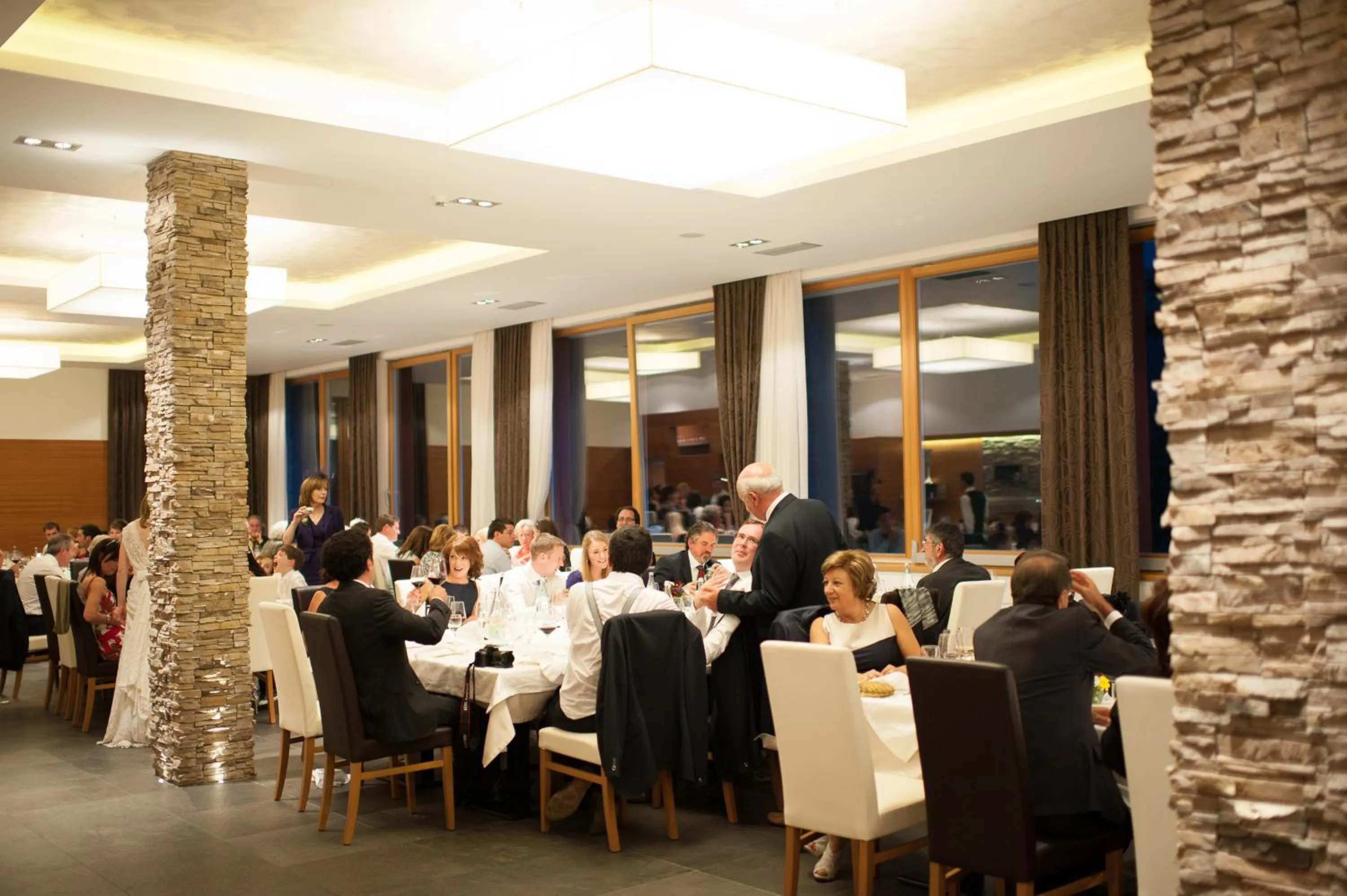 Restaurant/places to eat in Grand Hotel Molveno