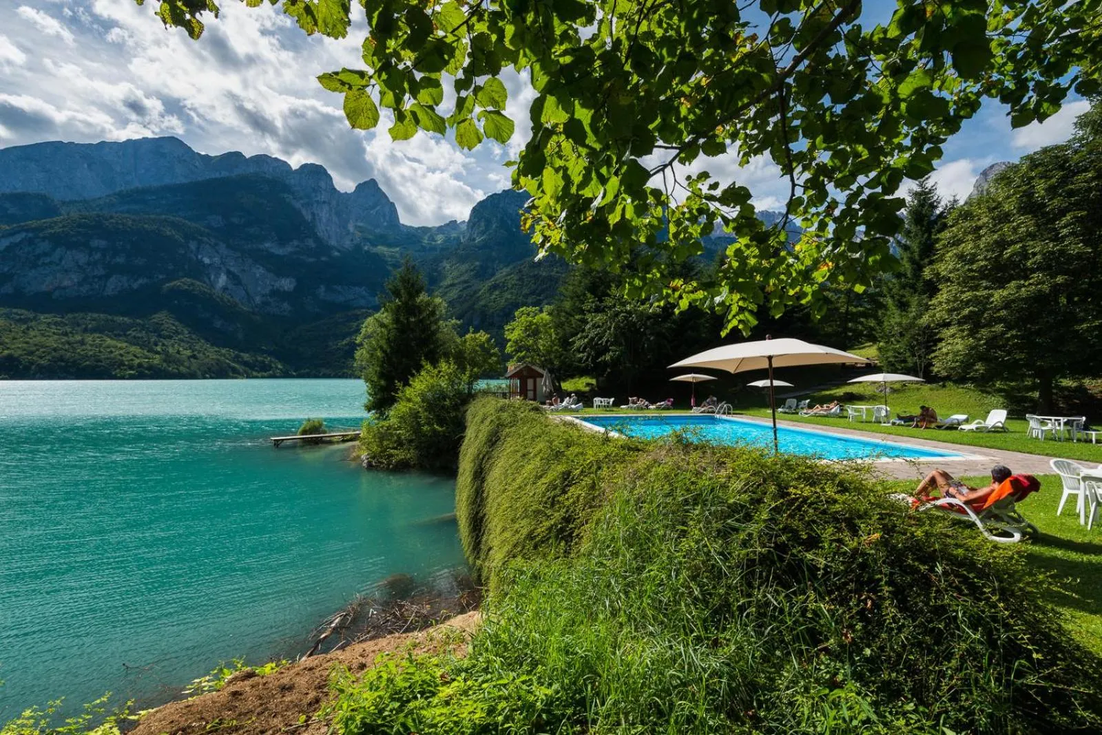 Garden in Grand Hotel Molveno