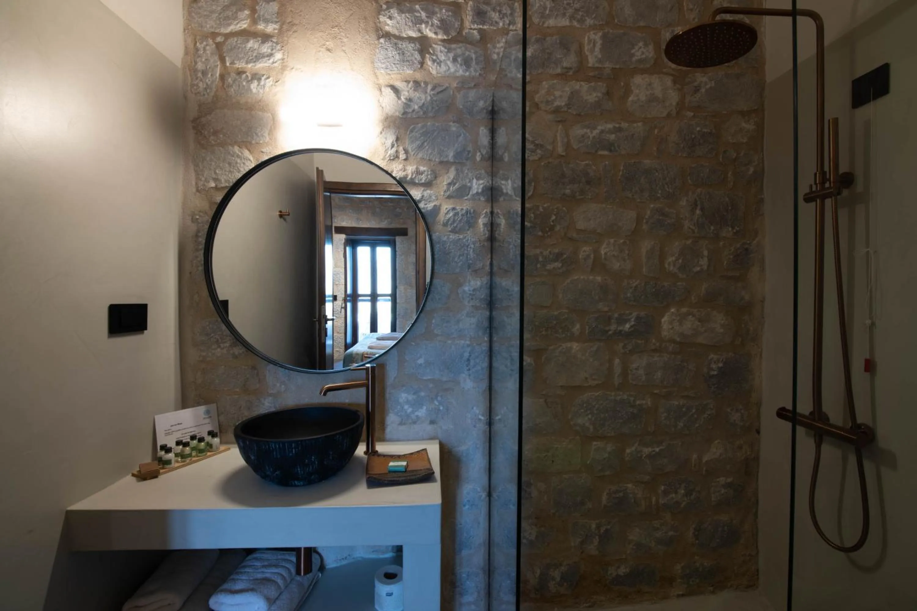 Restaurant/places to eat in Petra & Fos Boutique Hotel & Spa