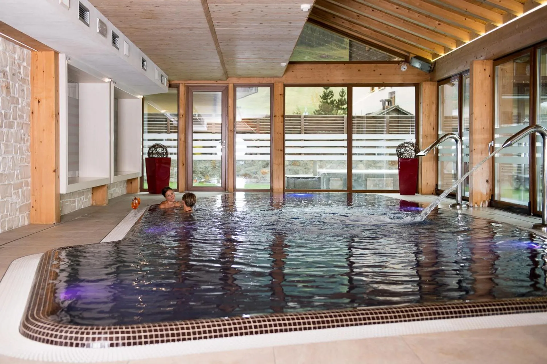 Swimming pool in Bivio Hotel Plaza