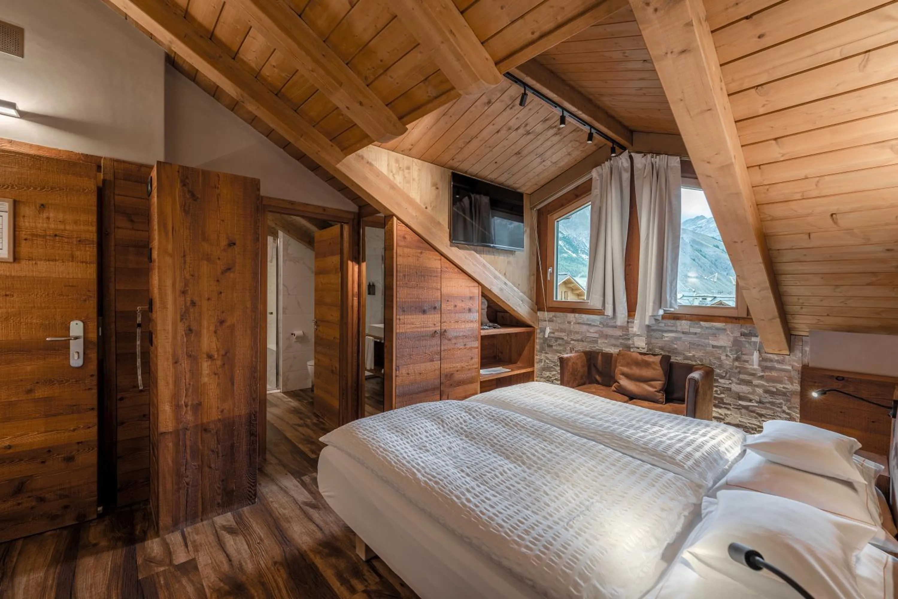 Communal lounge/ TV room, Bed in Bivio Hotel Plaza