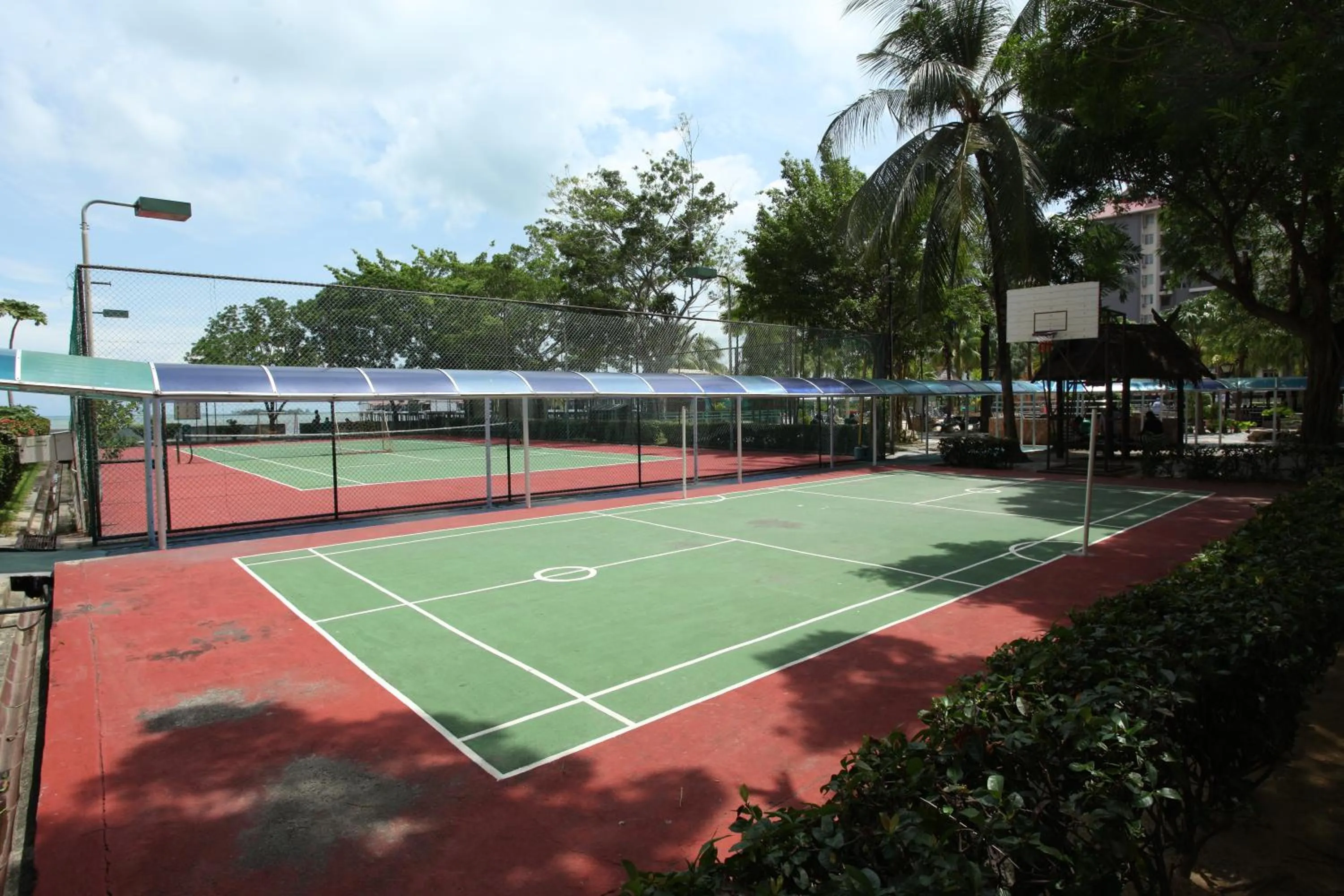 Tennis court in Glory Beach Resort