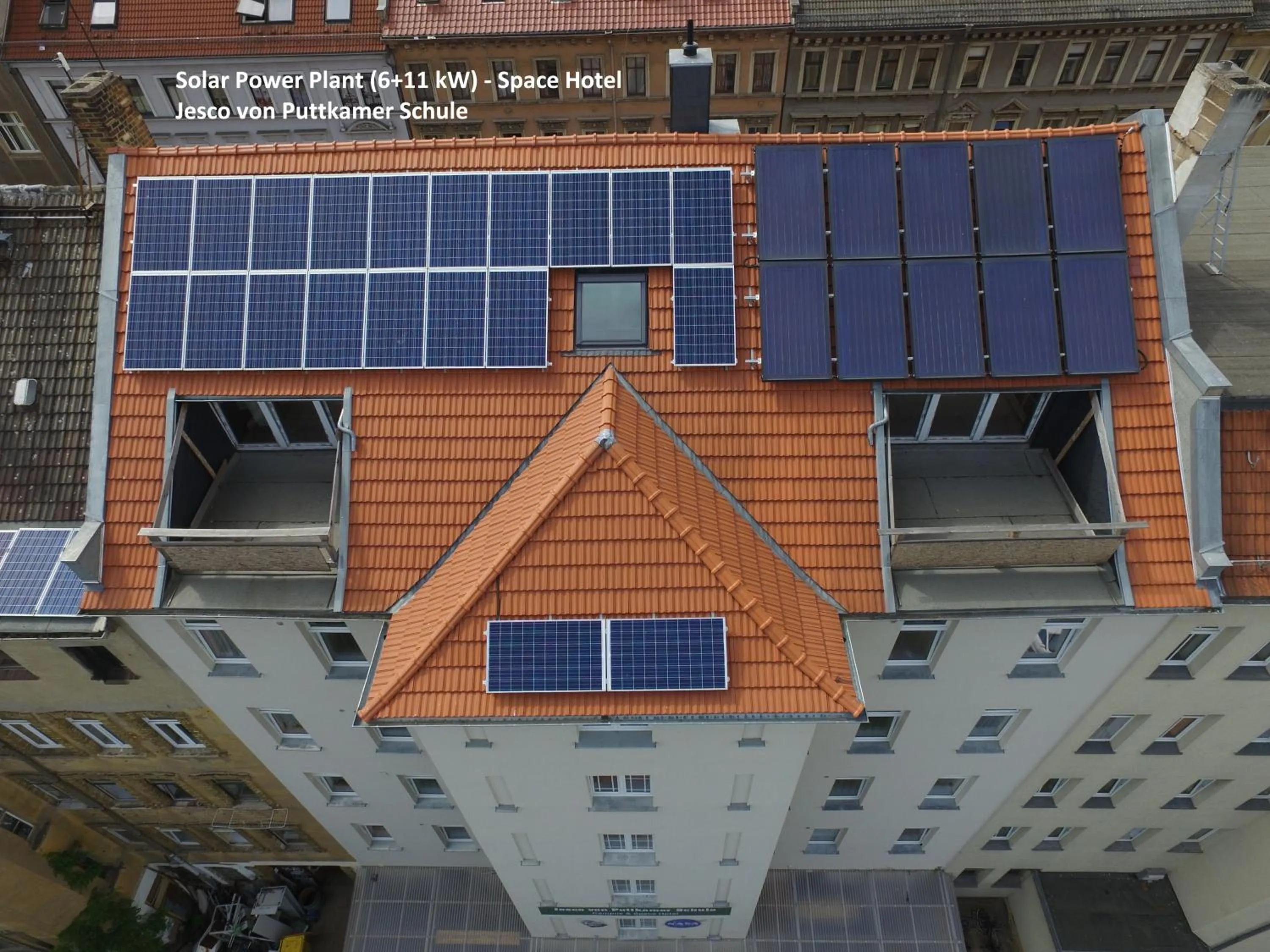 Property building in Space Hotel im Campus der JvP Schule