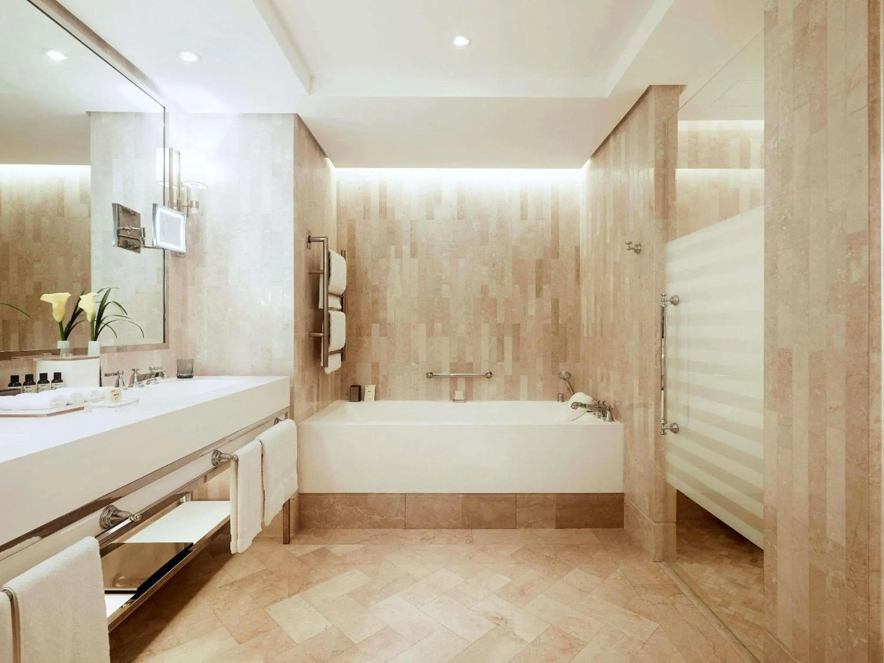 Deluxe 2 Queens Non Smoking in Fairmont Amman Deluxe 2 Queens Non Smoking in Fairmont Amman