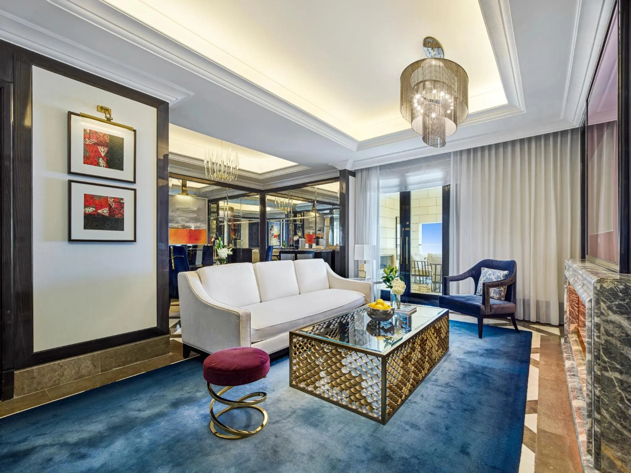 Living room in Fairmont Amman