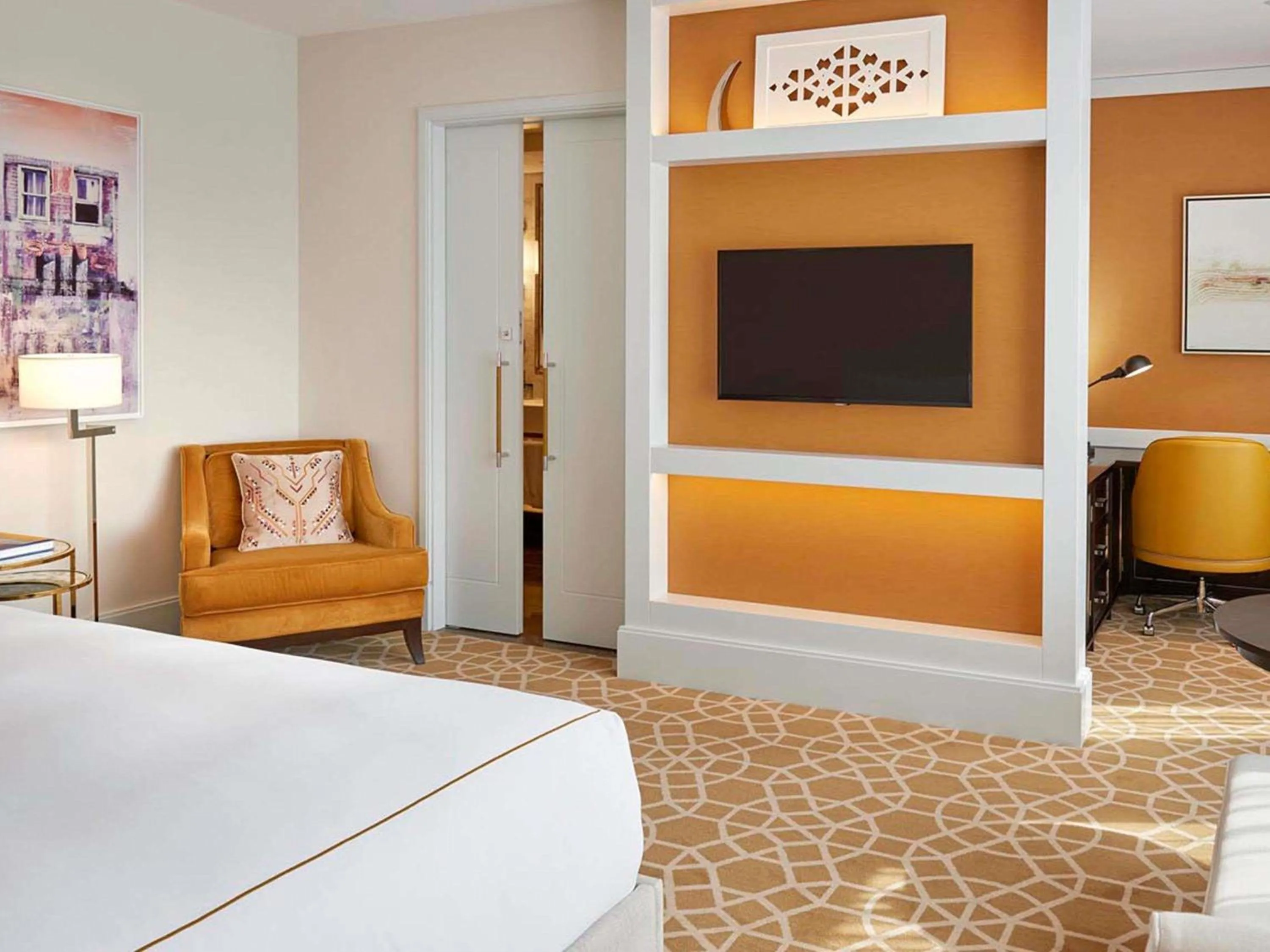 Bedroom, Bed in Fairmont Amman
