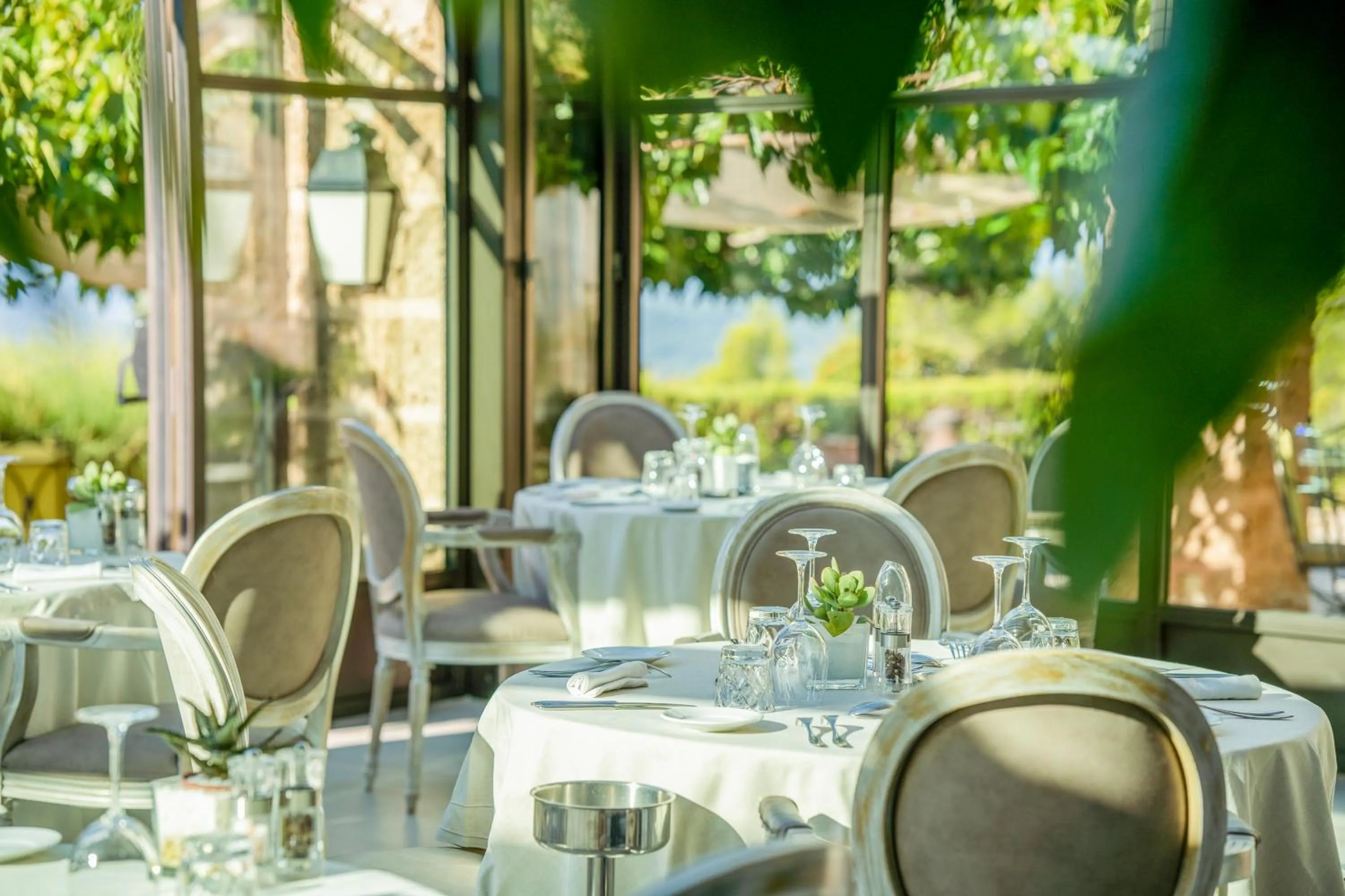 Restaurant/places to eat in La Bastide De Tourtour Hotel & Spa