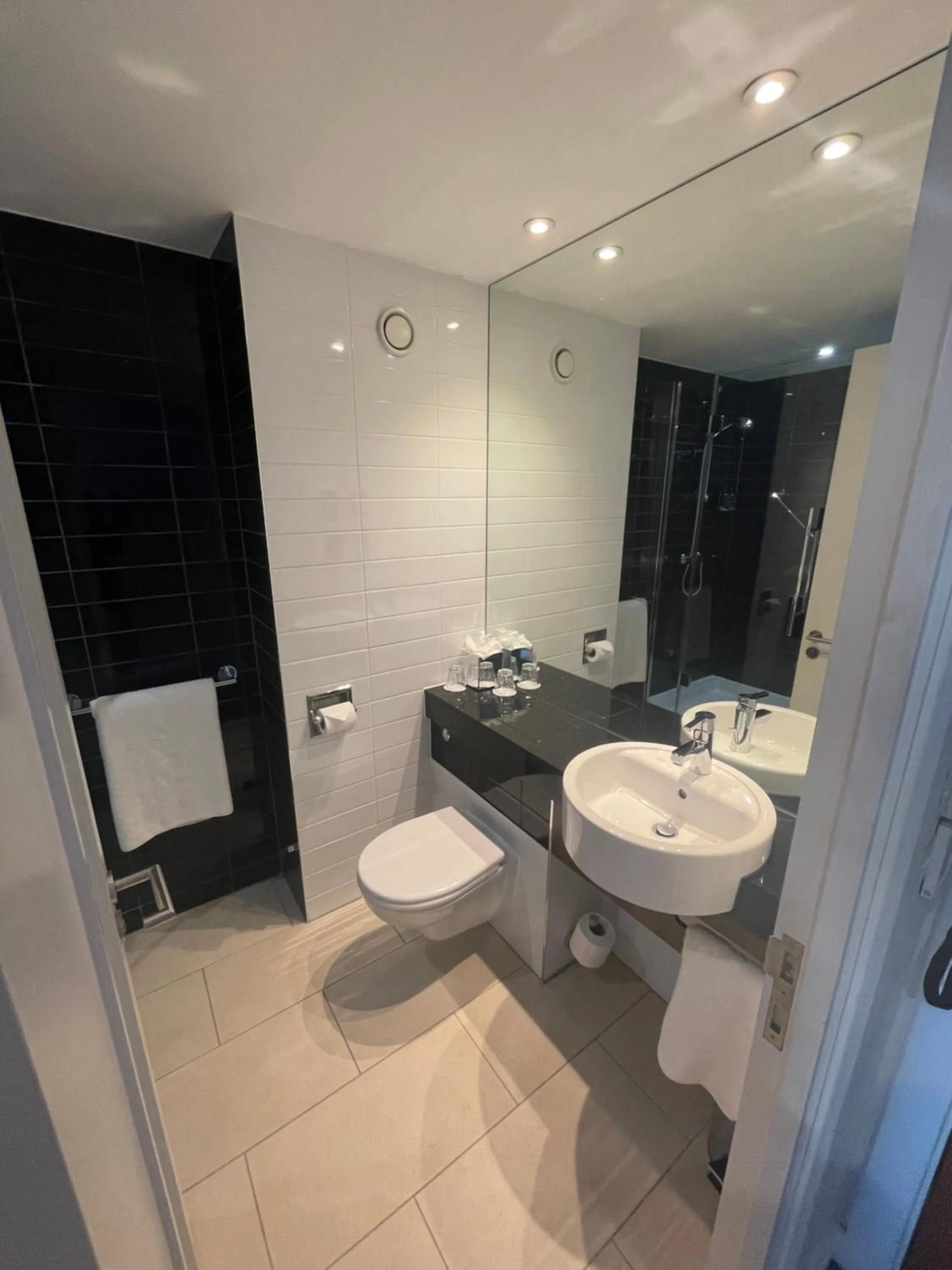 Bathroom in Holiday Inn Express Manchester City Centre by IHG